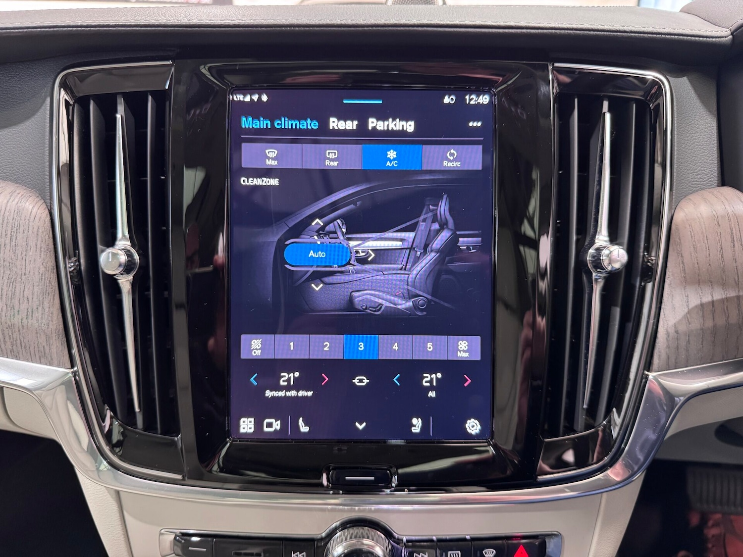 Used Volvo V90 2023 for sale - 76615689: Photo 82