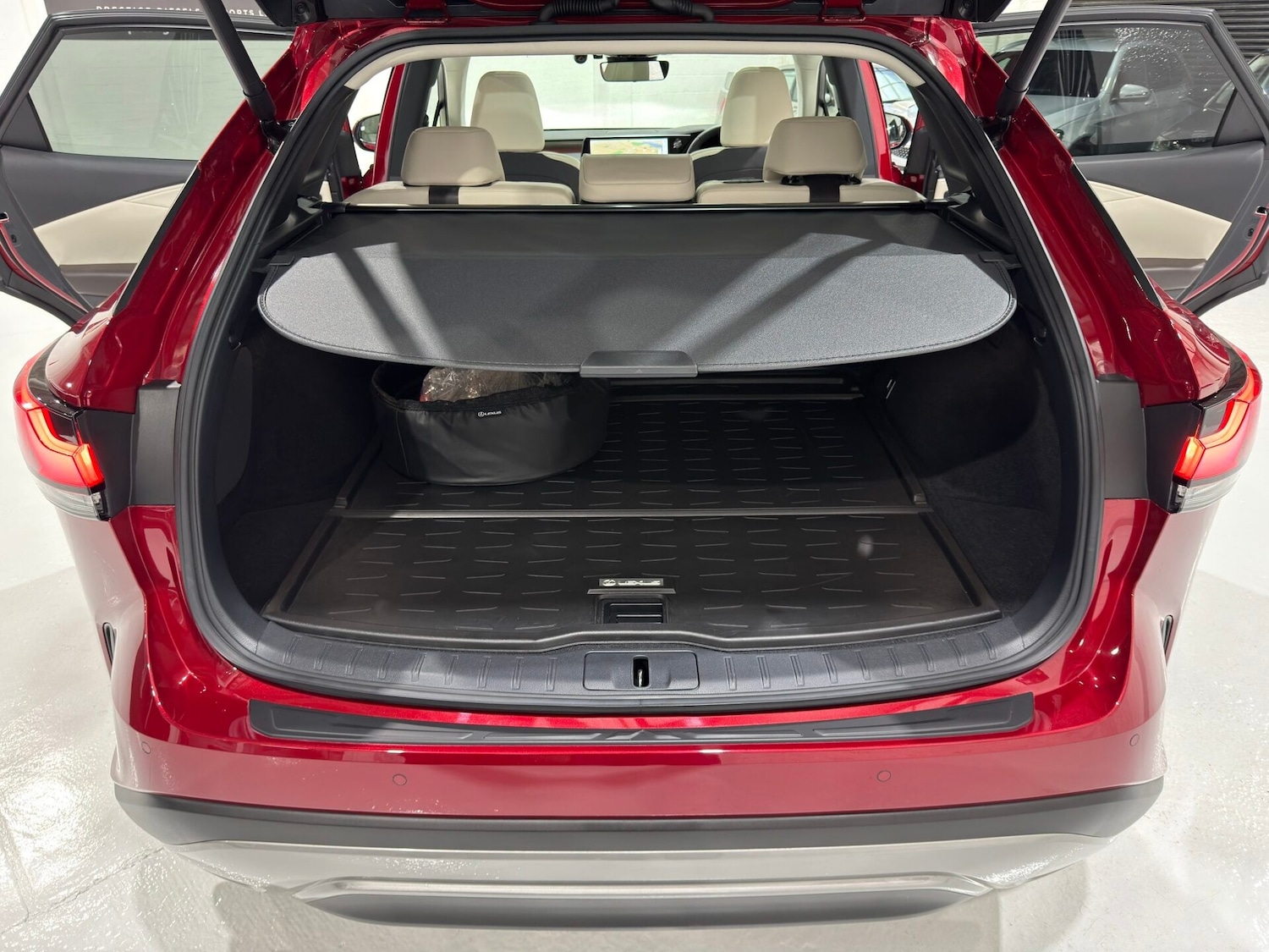 Used Lexus RX 2023 for sale - 77555957: Photo 27