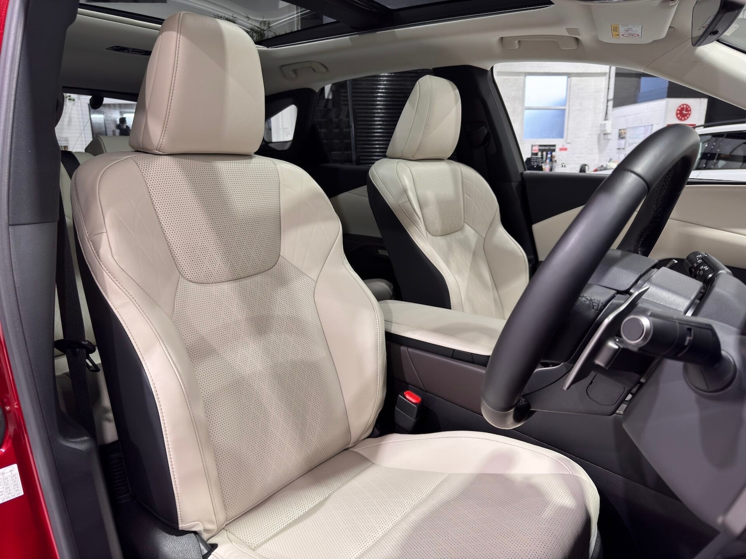 Used Lexus RX 2023 for sale - 77555957: Photo 34