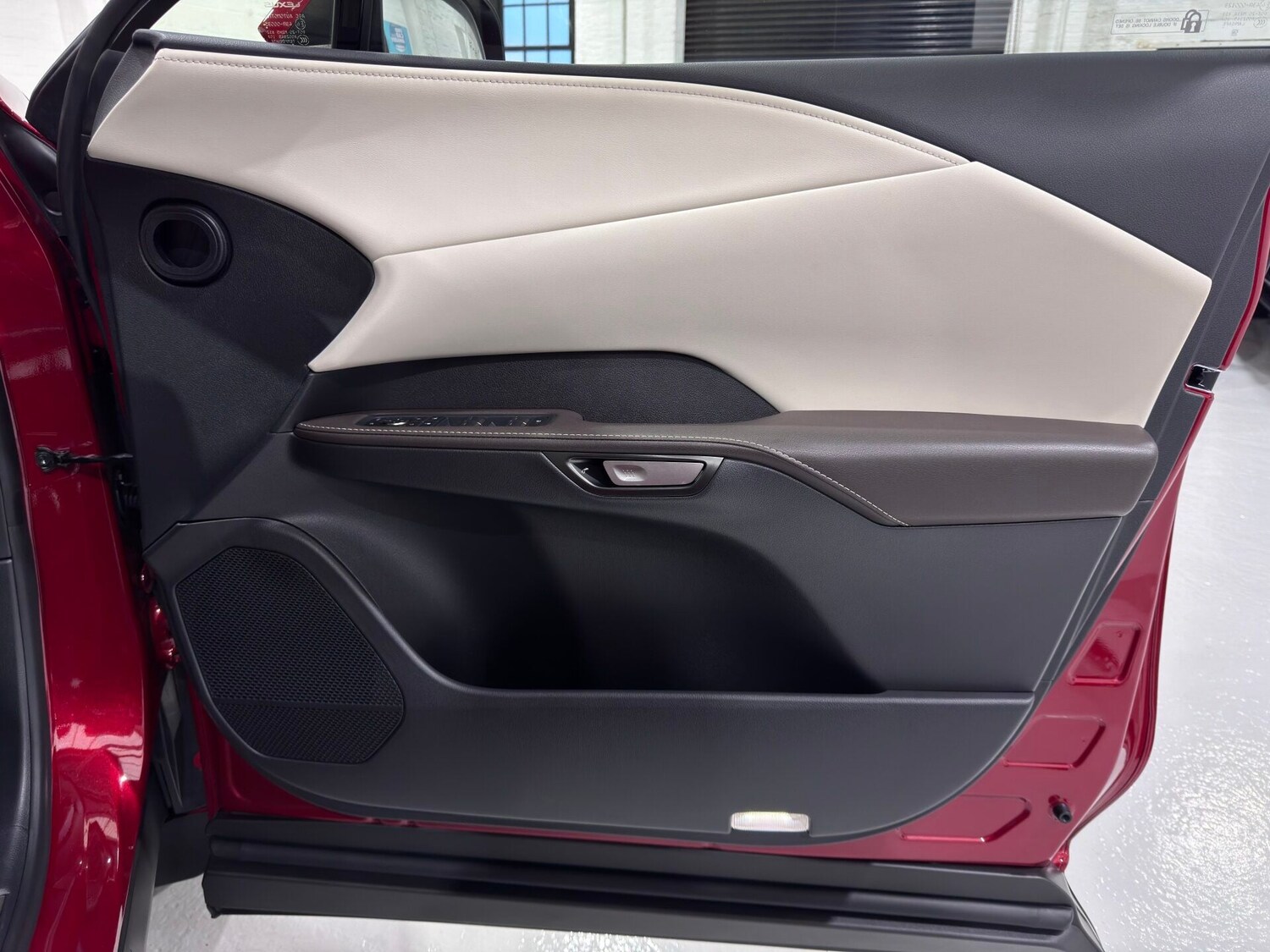 Used Lexus RX 2023 for sale - 77555957: Photo 39