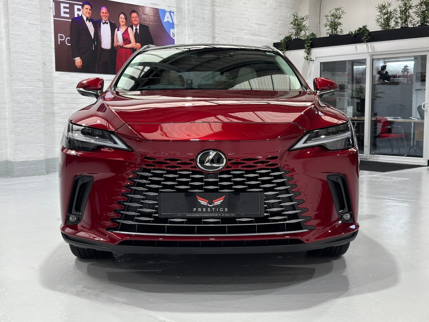 Used Lexus RX 2023 for sale - 77555957: Photo 4