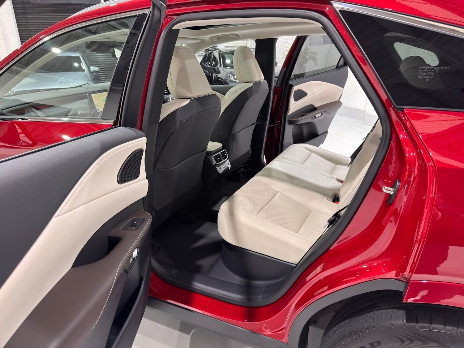 Used Lexus RX 2023 for sale - 77555957: Photo 44