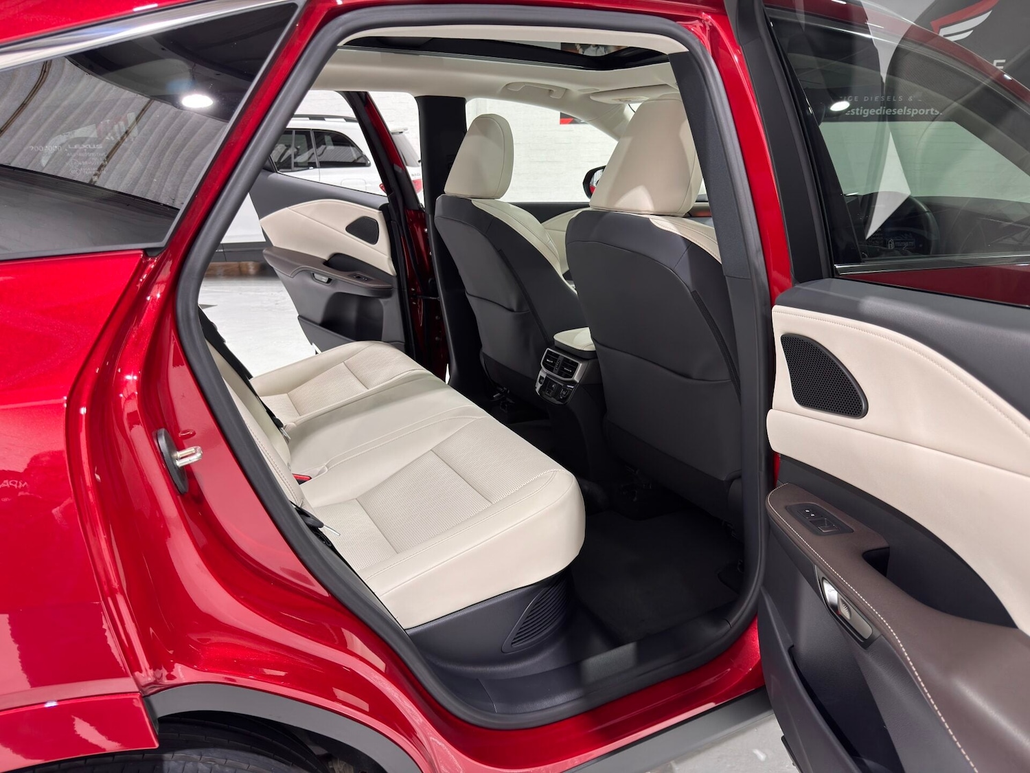 Used Lexus RX 2023 for sale - 77555957: Photo 50