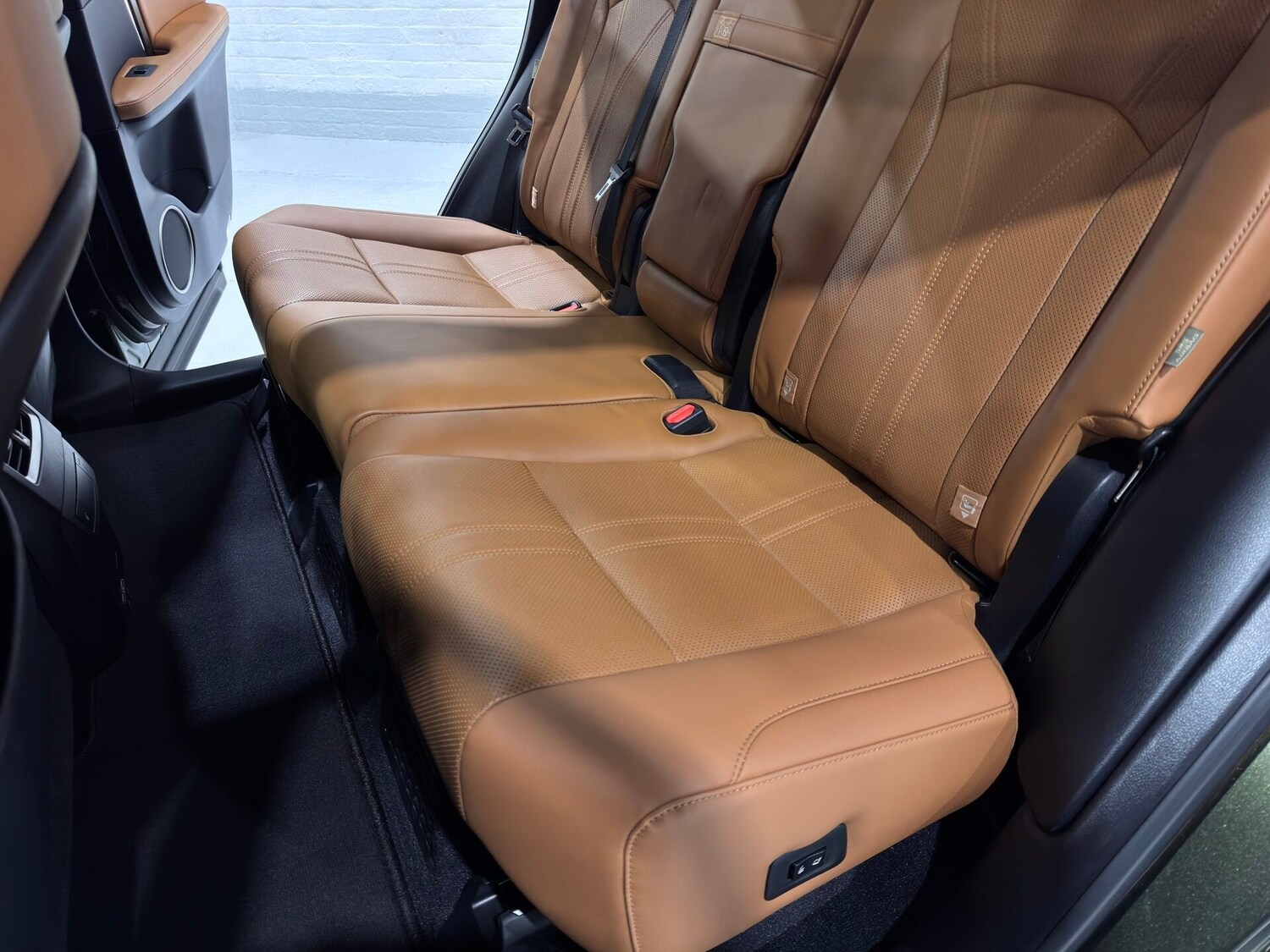 Used Lexus RX 2022 for sale - 77368050: Photo 64