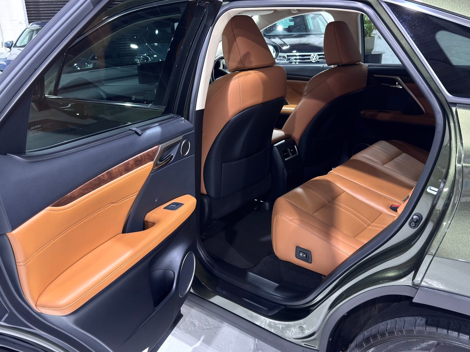 Used Lexus RX 2022 for sale - 77703327: Photo 61