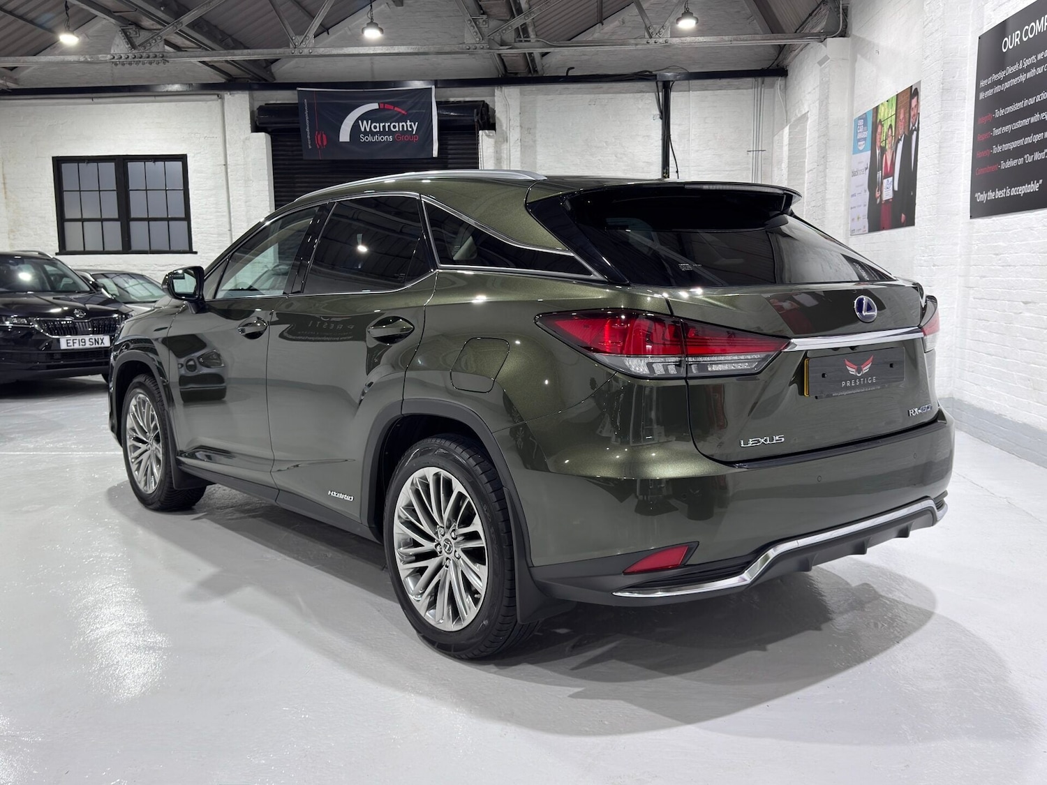 Used Lexus RX 2022 for sale - 77703327: Photo 7