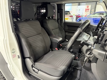 Used Suzuki Jimny 2023 for sale - 78888732: Photo