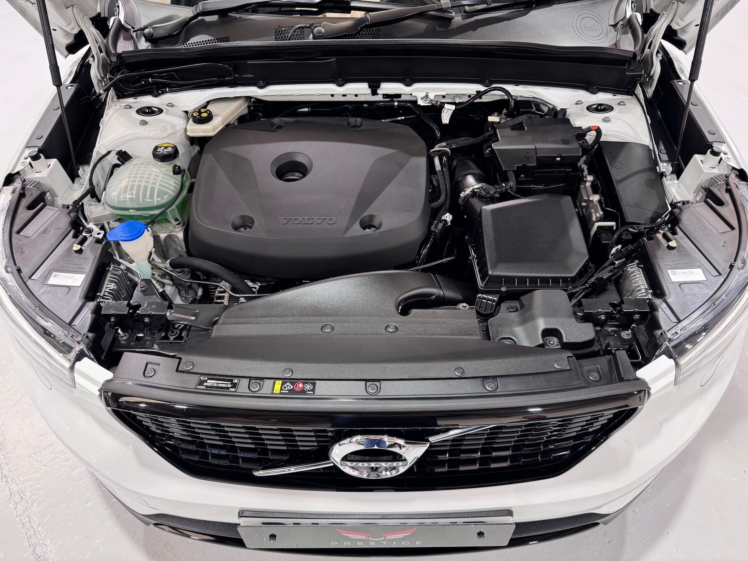 Used Volvo XC40 2018 for sale - 76615688: Photo 15