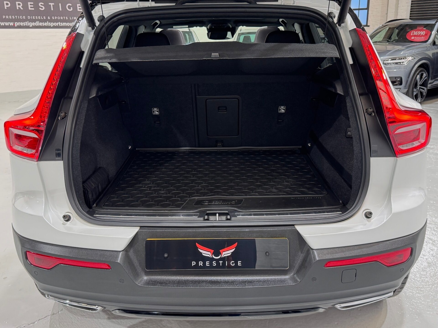 Used Volvo XC40 2018 for sale - 76615688: Photo 20