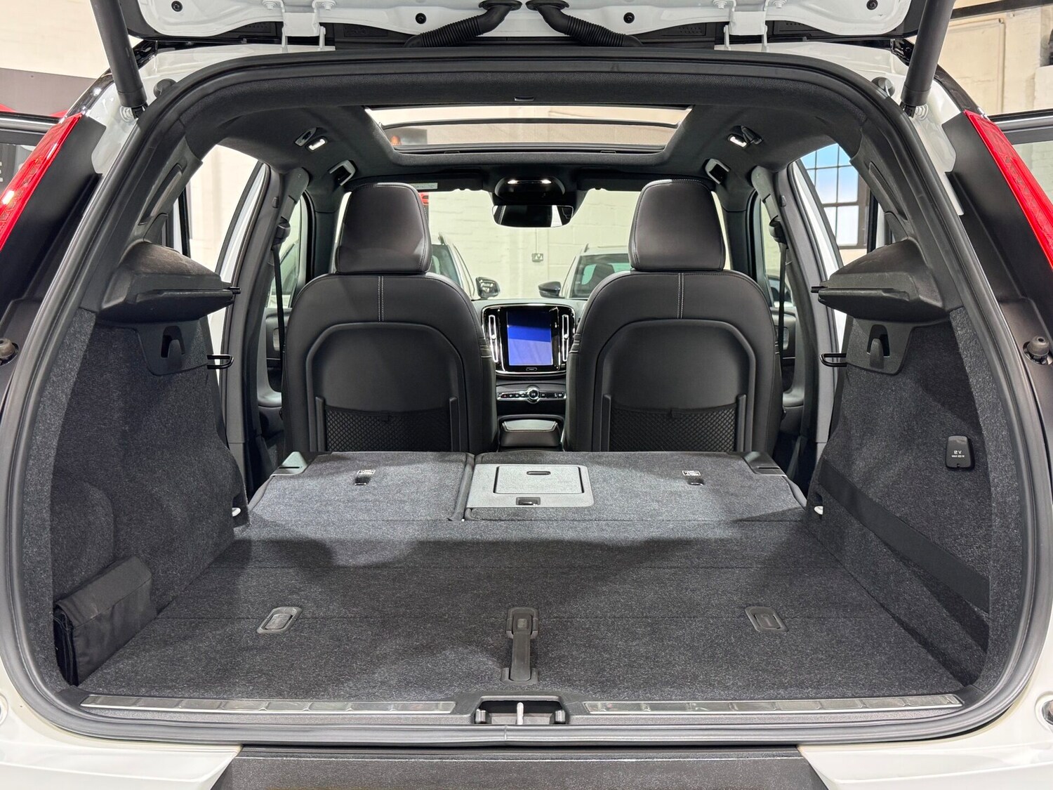 Used Volvo XC40 2018 for sale - 76615688: Photo 23