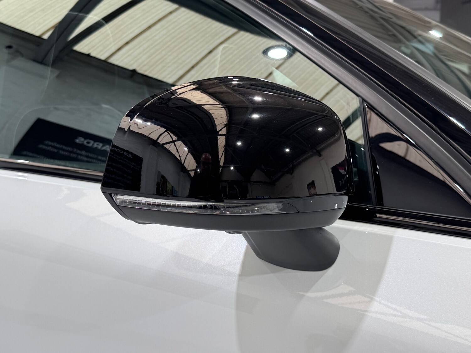 Used Volvo XC40 2018 for sale - 76615688: Photo 28