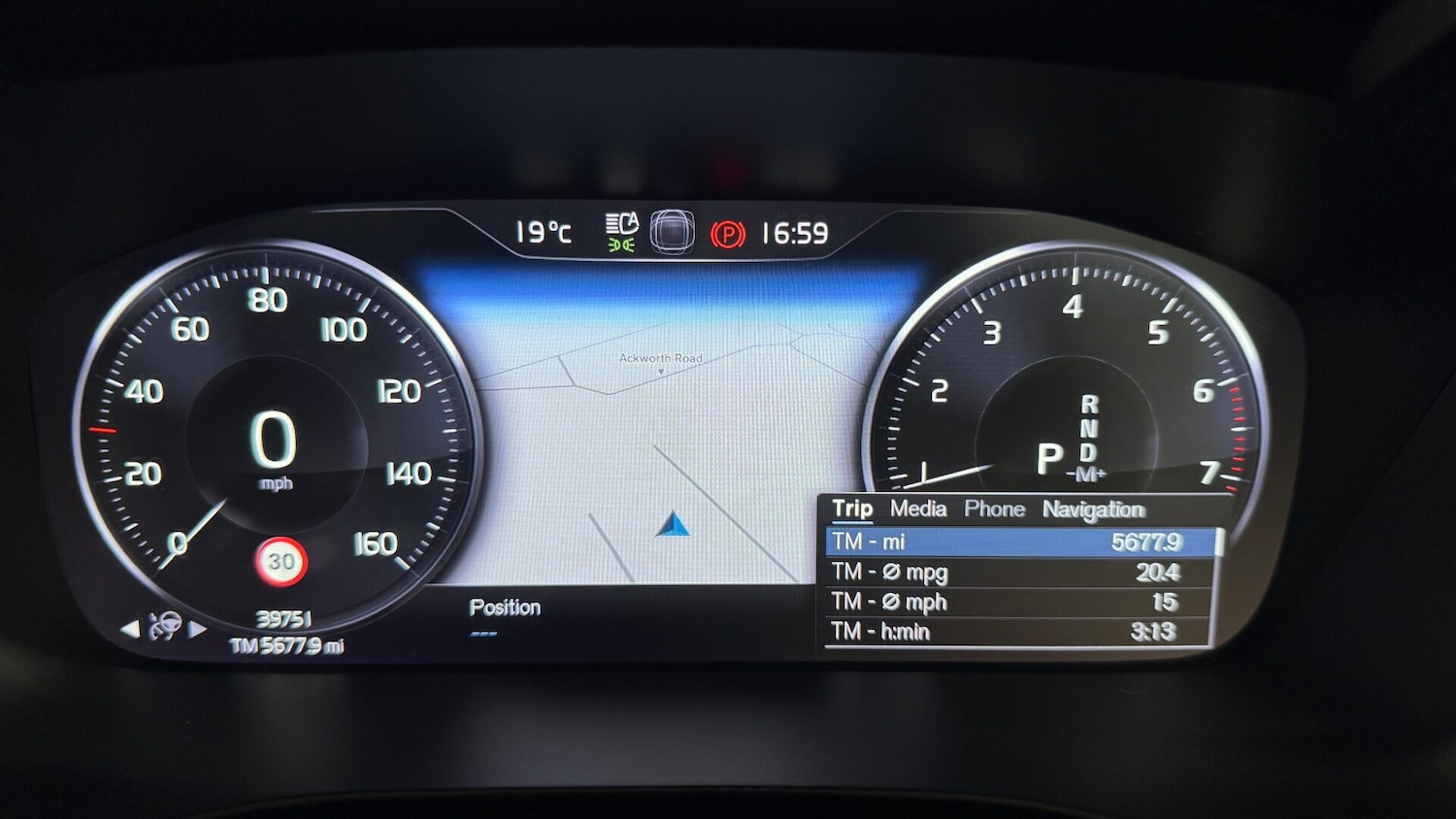 Used Volvo XC40 2018 for sale - 76615688: Photo 38