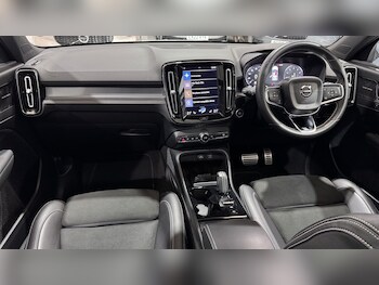 Used Volvo XC40 2018 for sale - 76615688: Photo