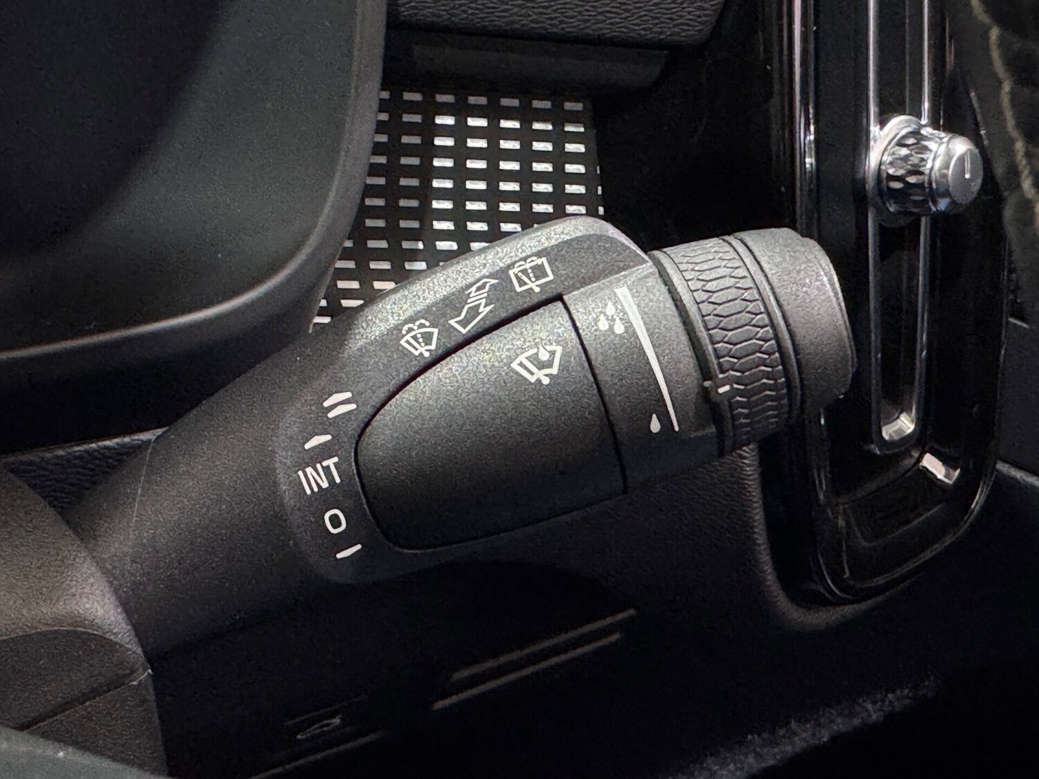 Used Volvo XC40 2018 for sale - 76615688: Photo 43