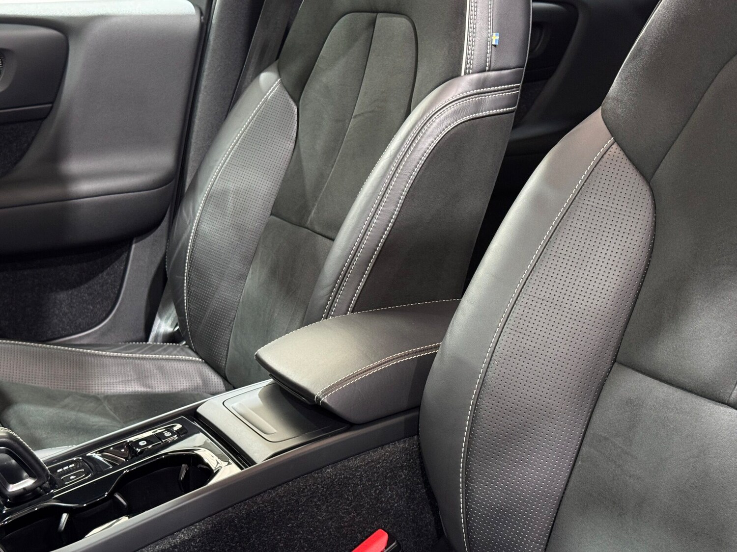 Used Volvo XC40 2018 for sale - 76615688: Photo 55