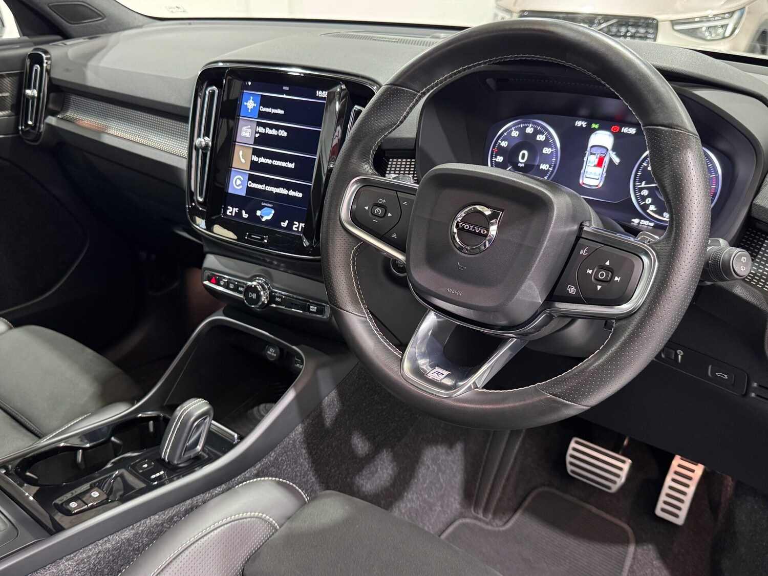 Used Volvo XC40 2018 for sale - 76615688: Photo 58