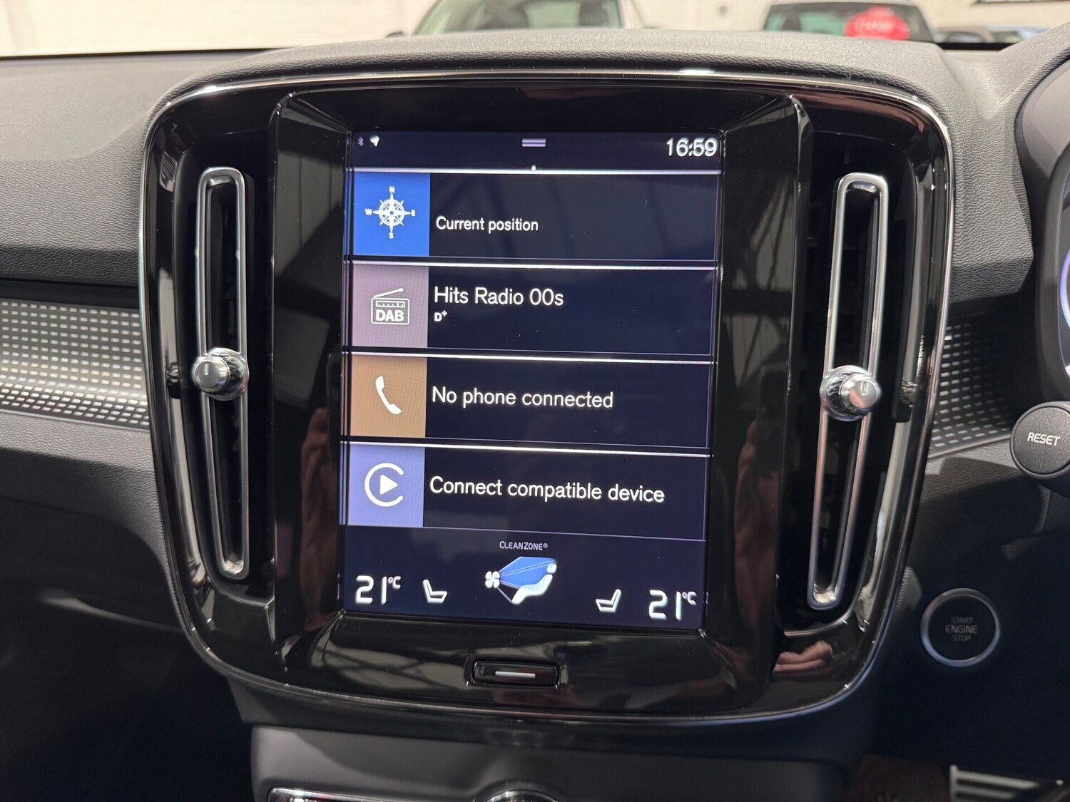 Used Volvo XC40 2018 for sale - 76615688: Photo 68