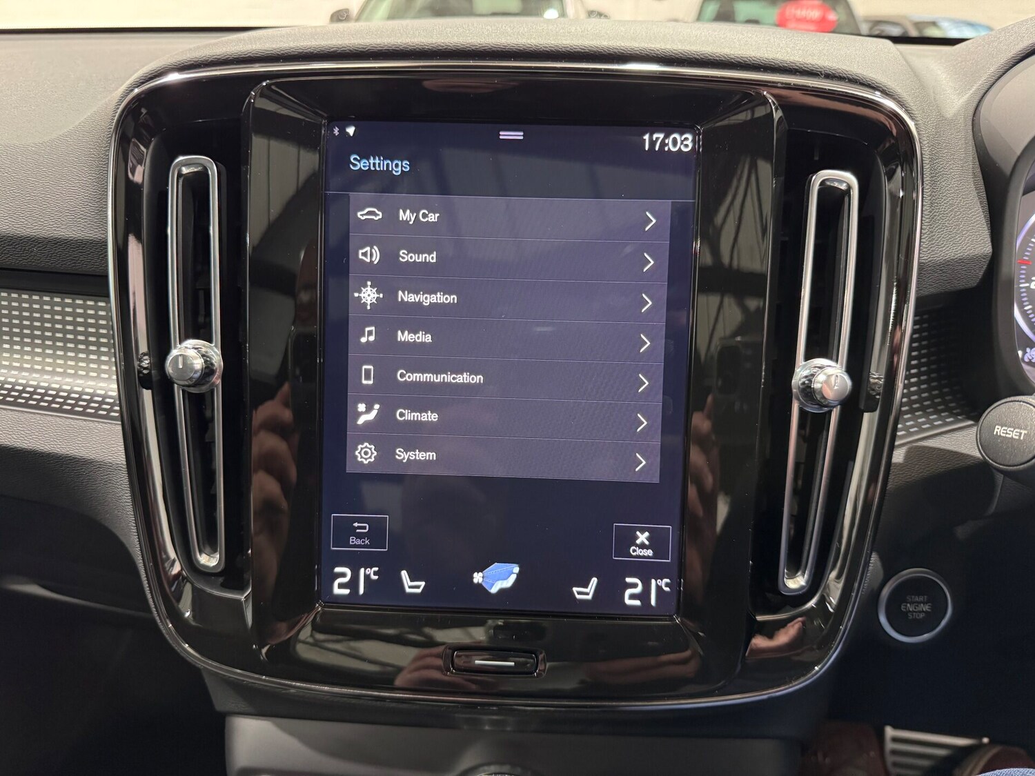 Used Volvo XC40 2018 for sale - 76615688: Photo 74