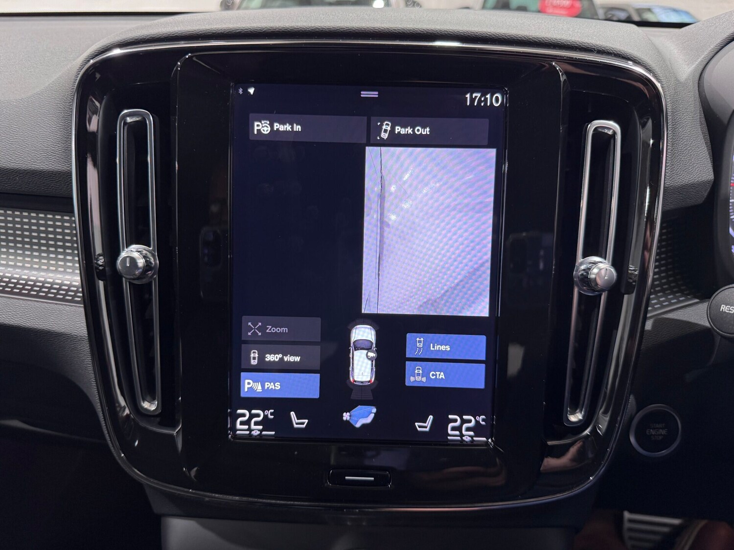 Used Volvo XC40 2018 for sale - 76615688: Photo 91