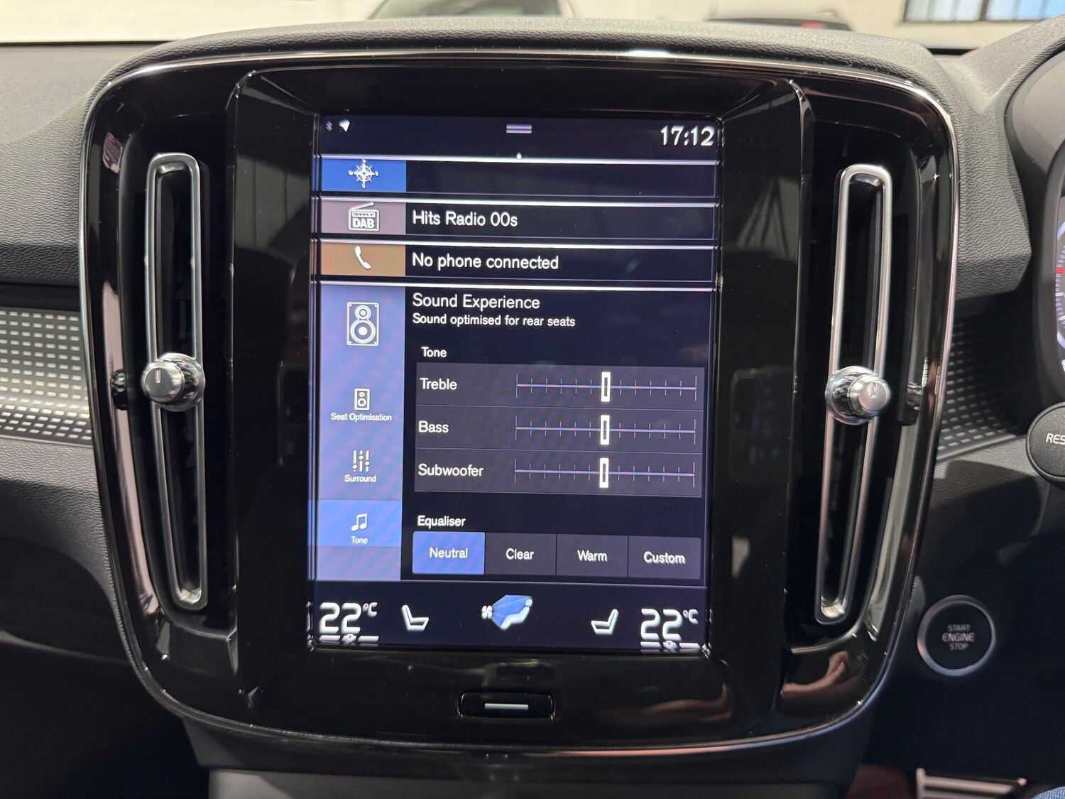 Used Volvo XC40 2018 for sale - 76615688: Photo 95