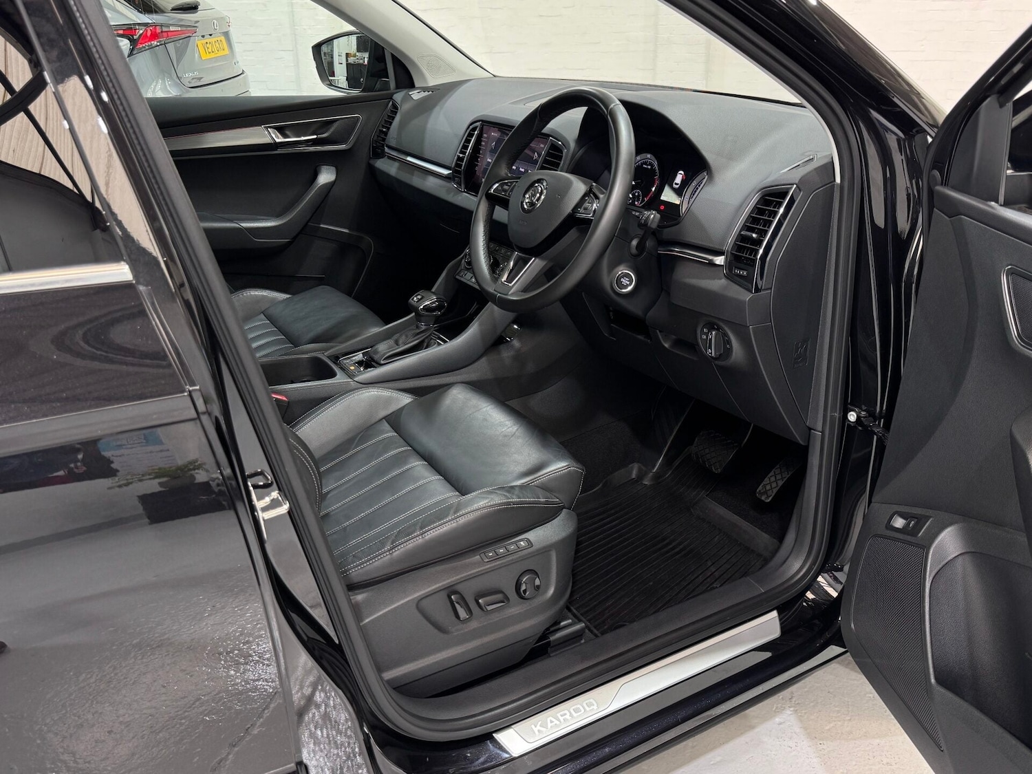 Used Skoda Karoq 2019 for sale - 77161305: Photo 40