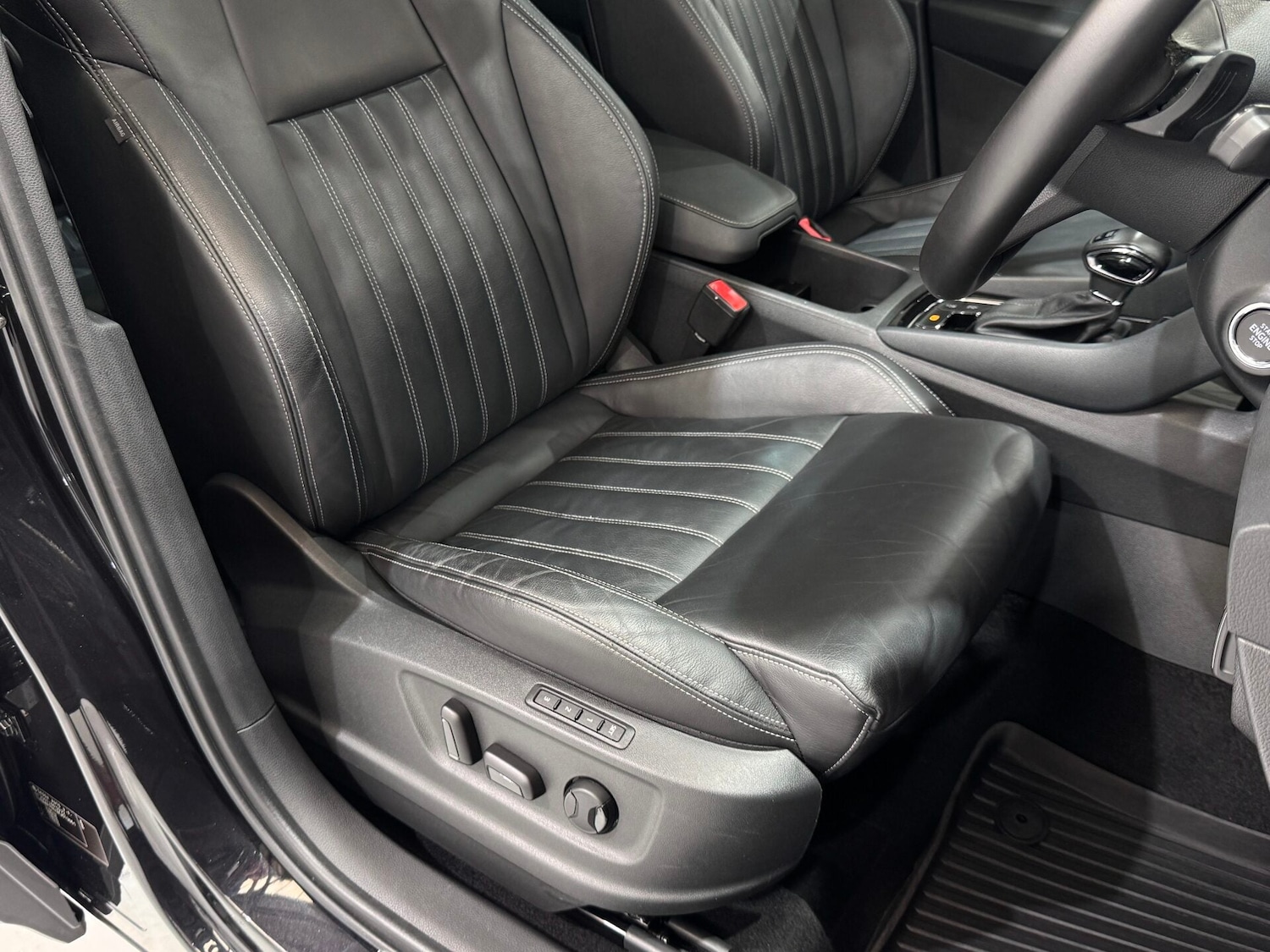 Used Skoda Karoq 2019 for sale - 77161305: Photo 42