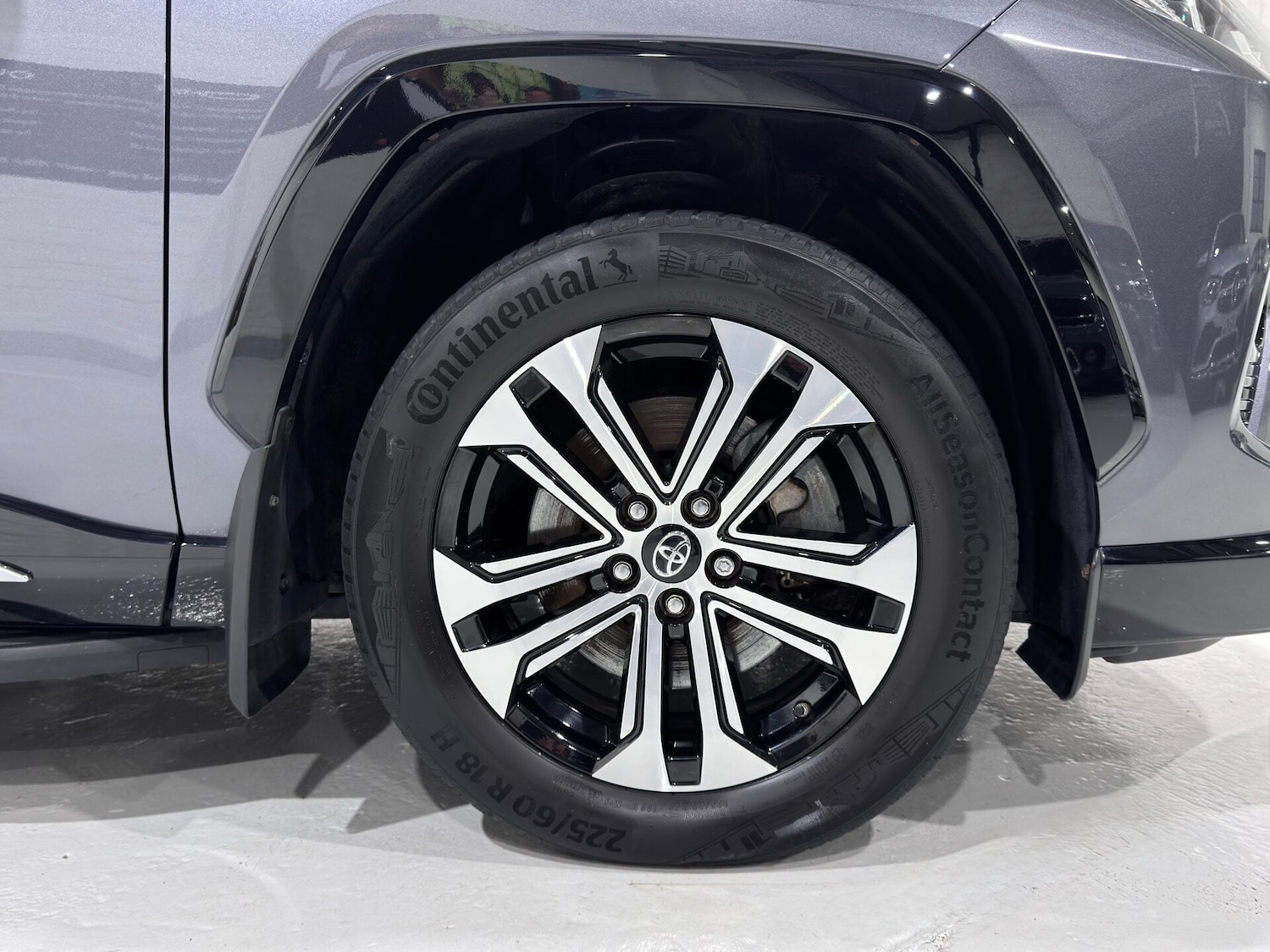 Used Toyota RAV4 2020 for sale - 77392660: Photo 30