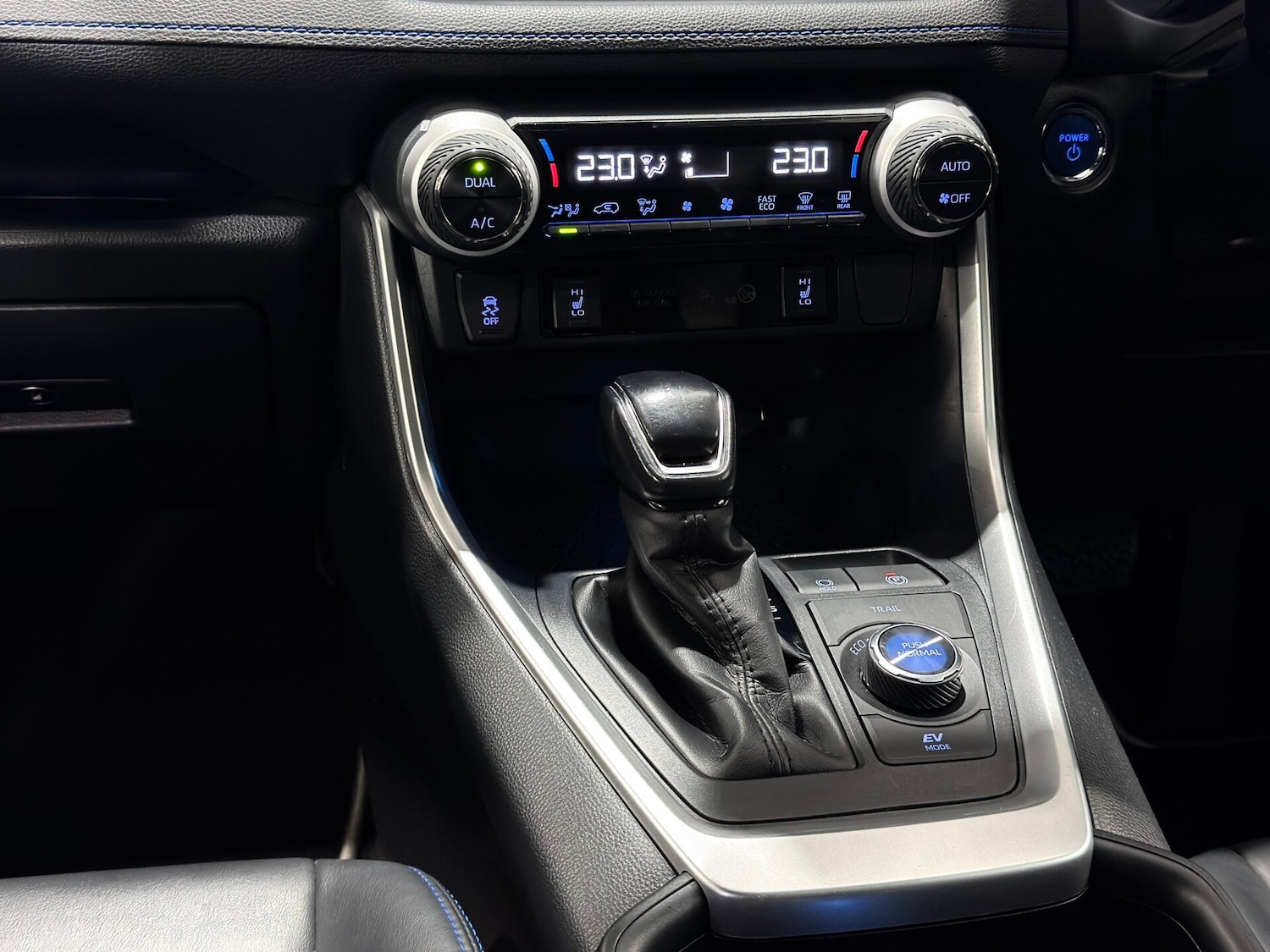 Used Toyota RAV4 2020 for sale - 77392660: Photo 34