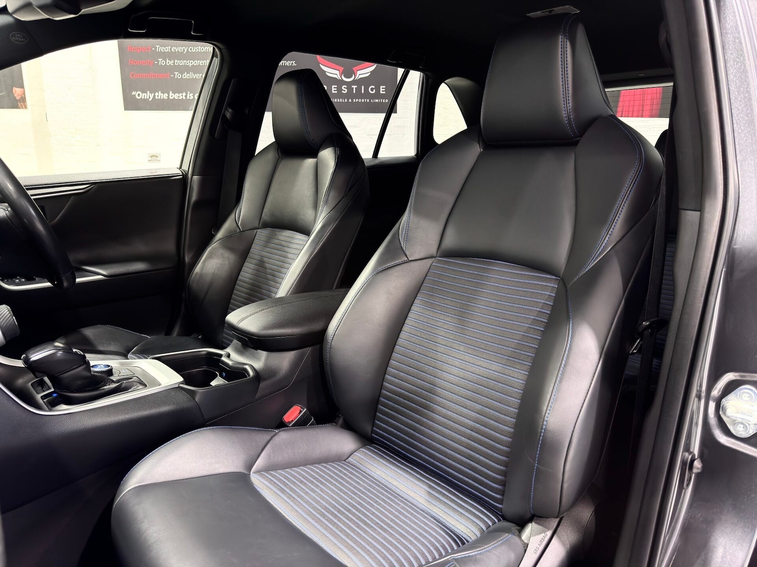 Used Toyota RAV4 2020 for sale - 77392660: Photo 44