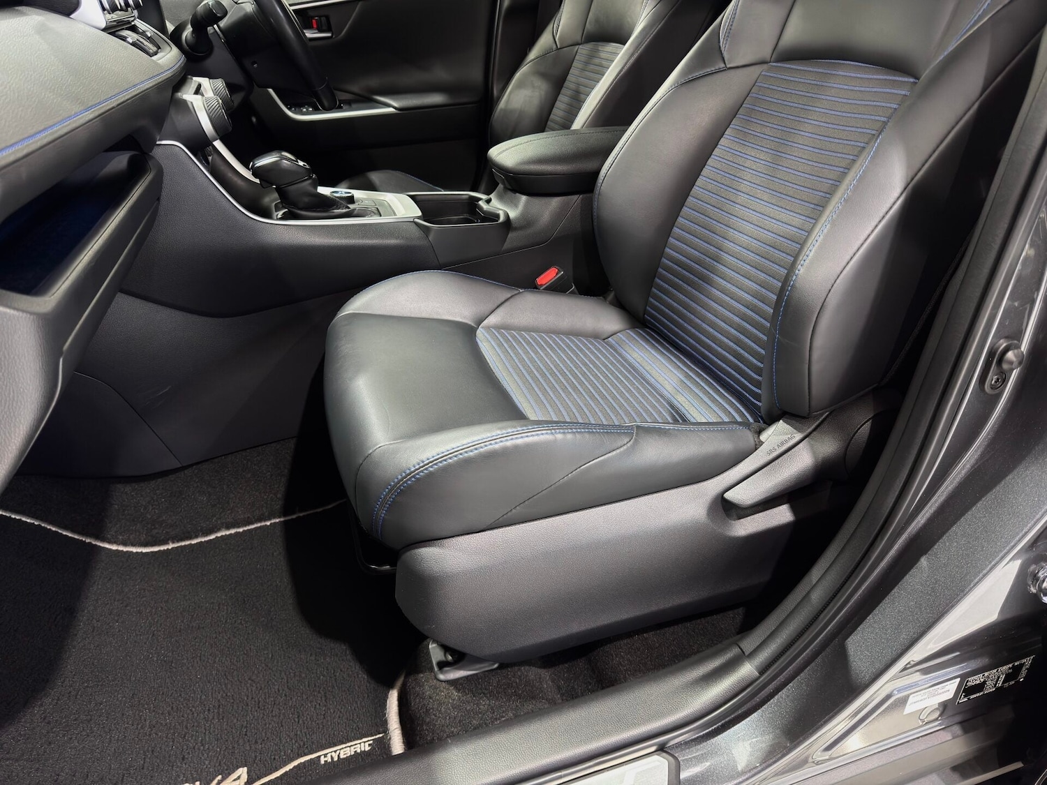 Used Toyota RAV4 2020 for sale - 77392660: Photo 45