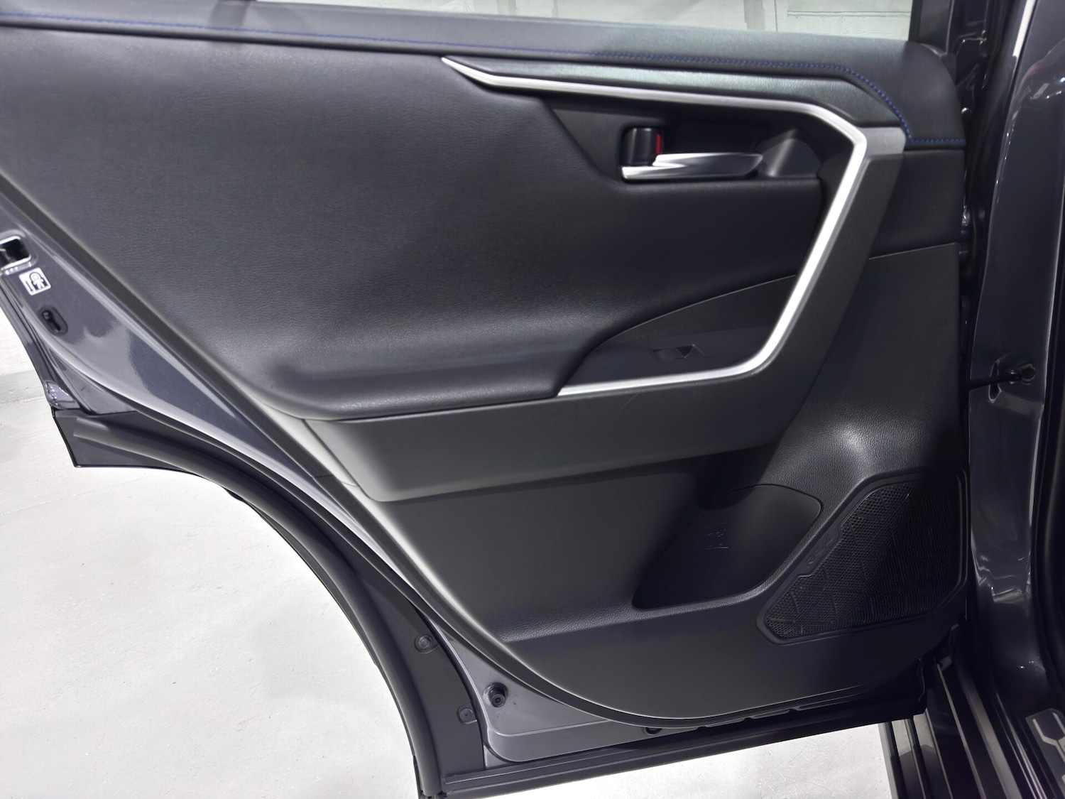 Used Toyota RAV4 2020 for sale - 77392660: Photo 52