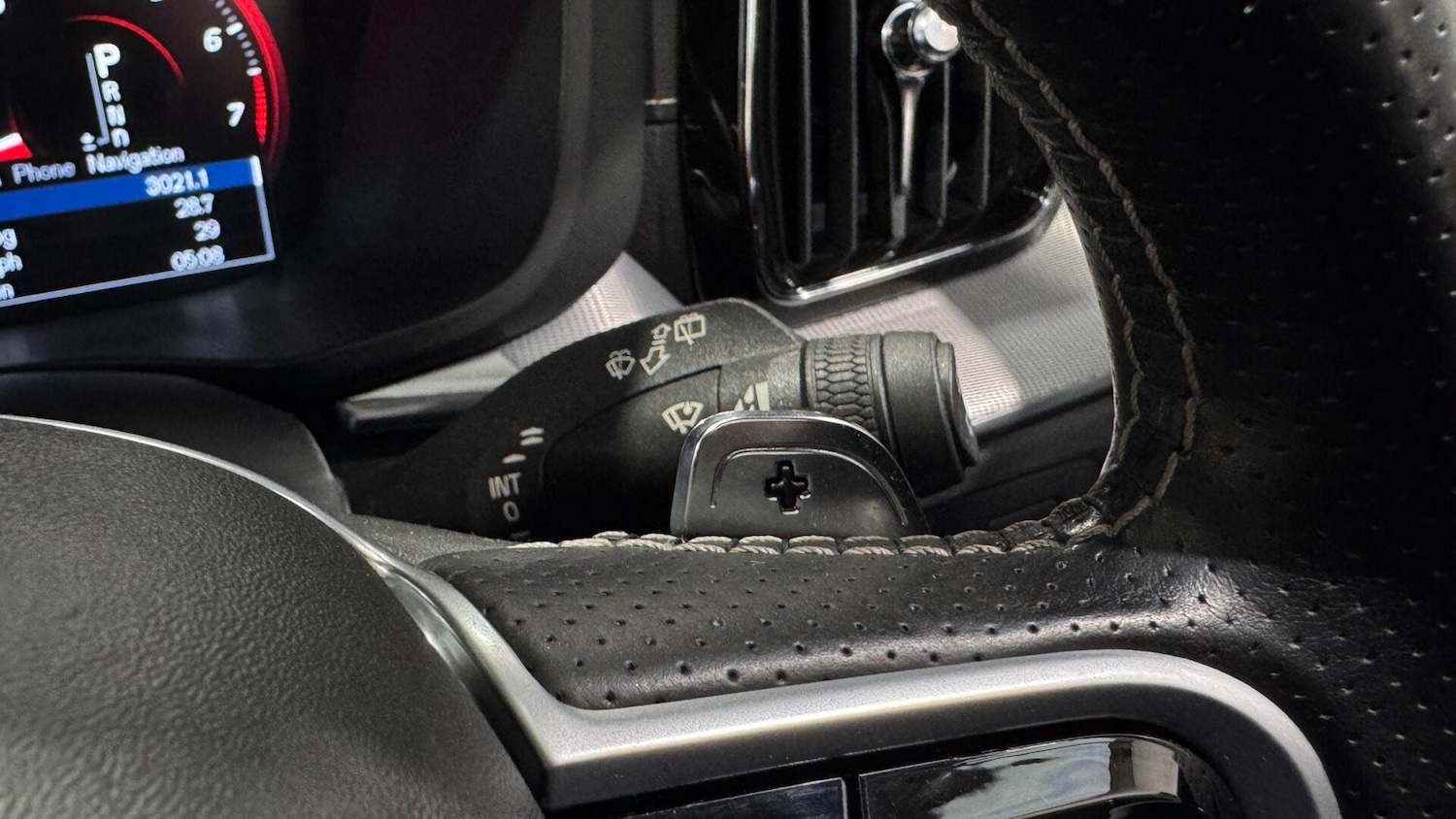 Used Volvo XC60 2019 for sale - 78015911: Photo 34