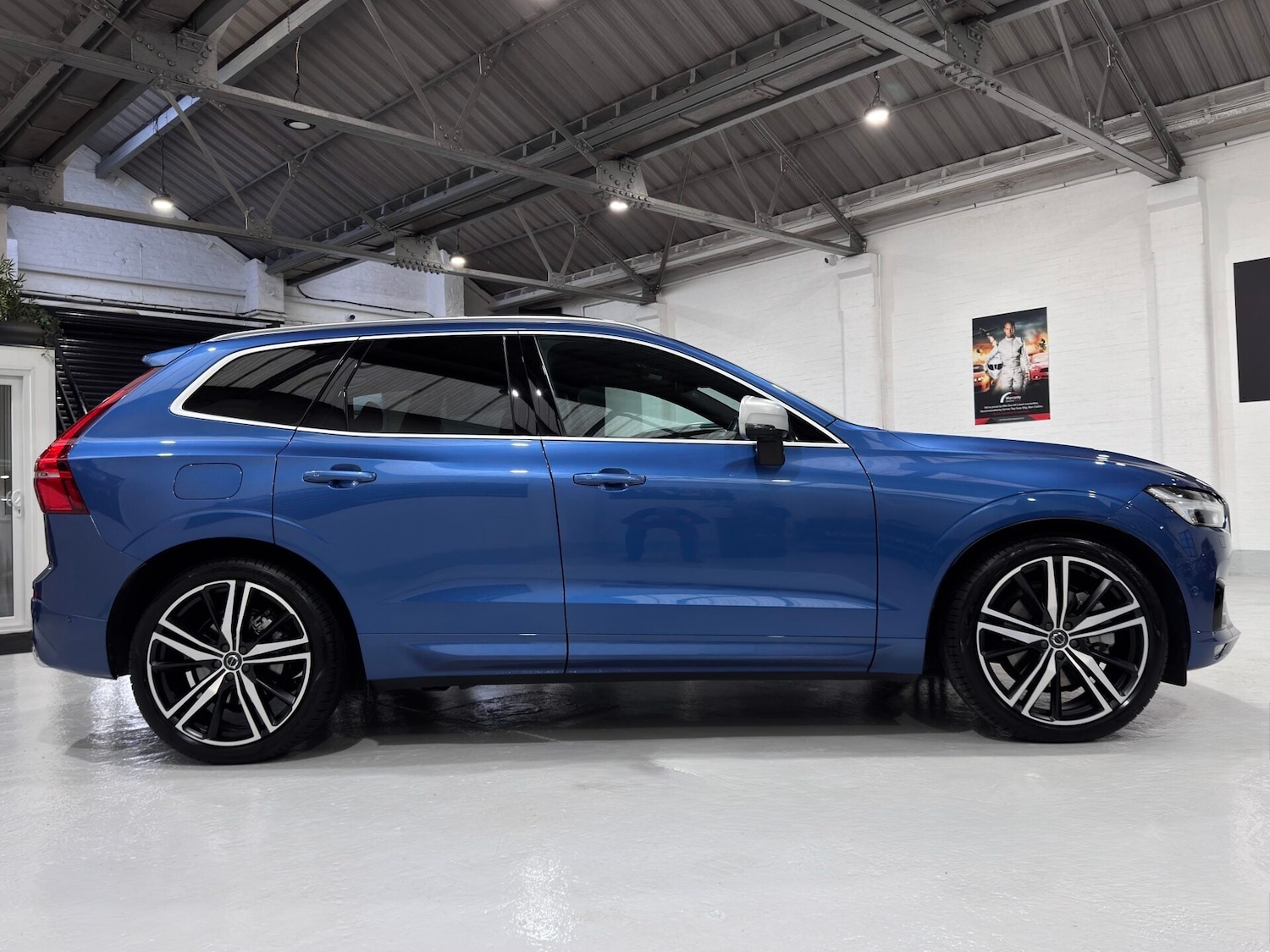 Used Volvo XC60 2019 for sale - 78015911: Photo 5