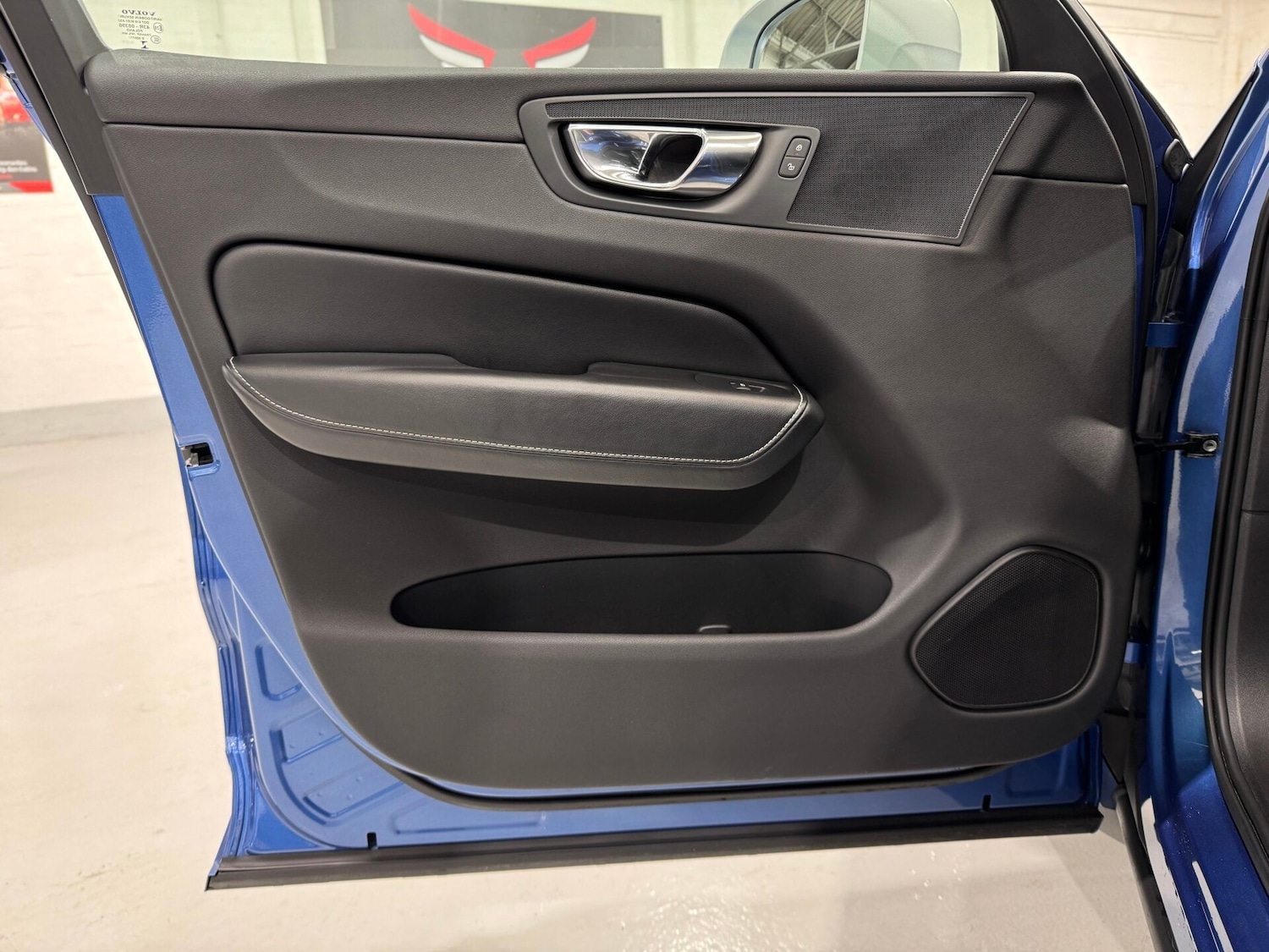 Used Volvo XC60 2019 for sale - 78015911: Photo 54