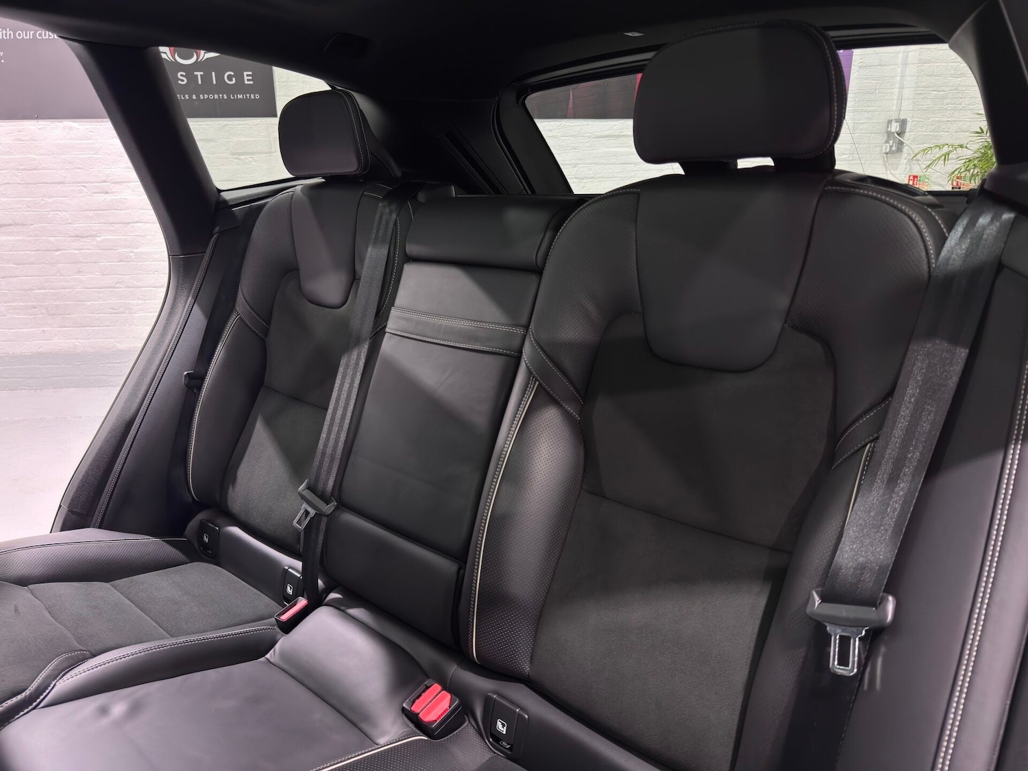 Used Volvo XC60 2019 for sale - 78015911: Photo 57