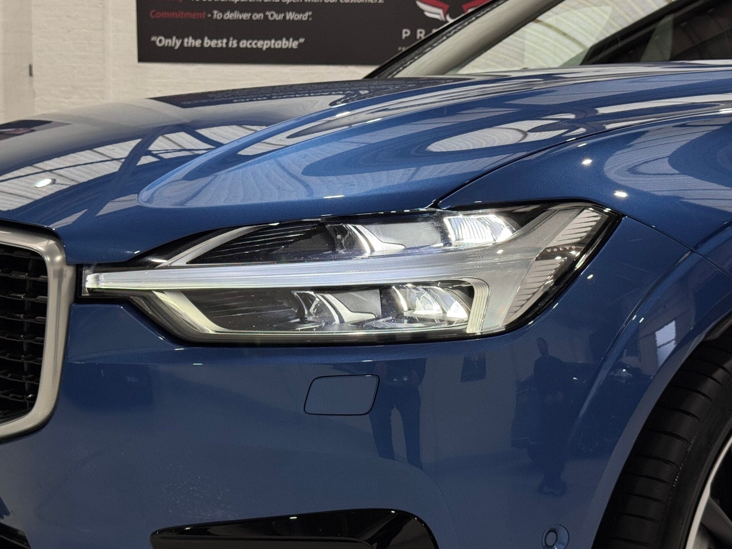 Used Volvo XC60 2019 for sale - 78015911: Photo 61