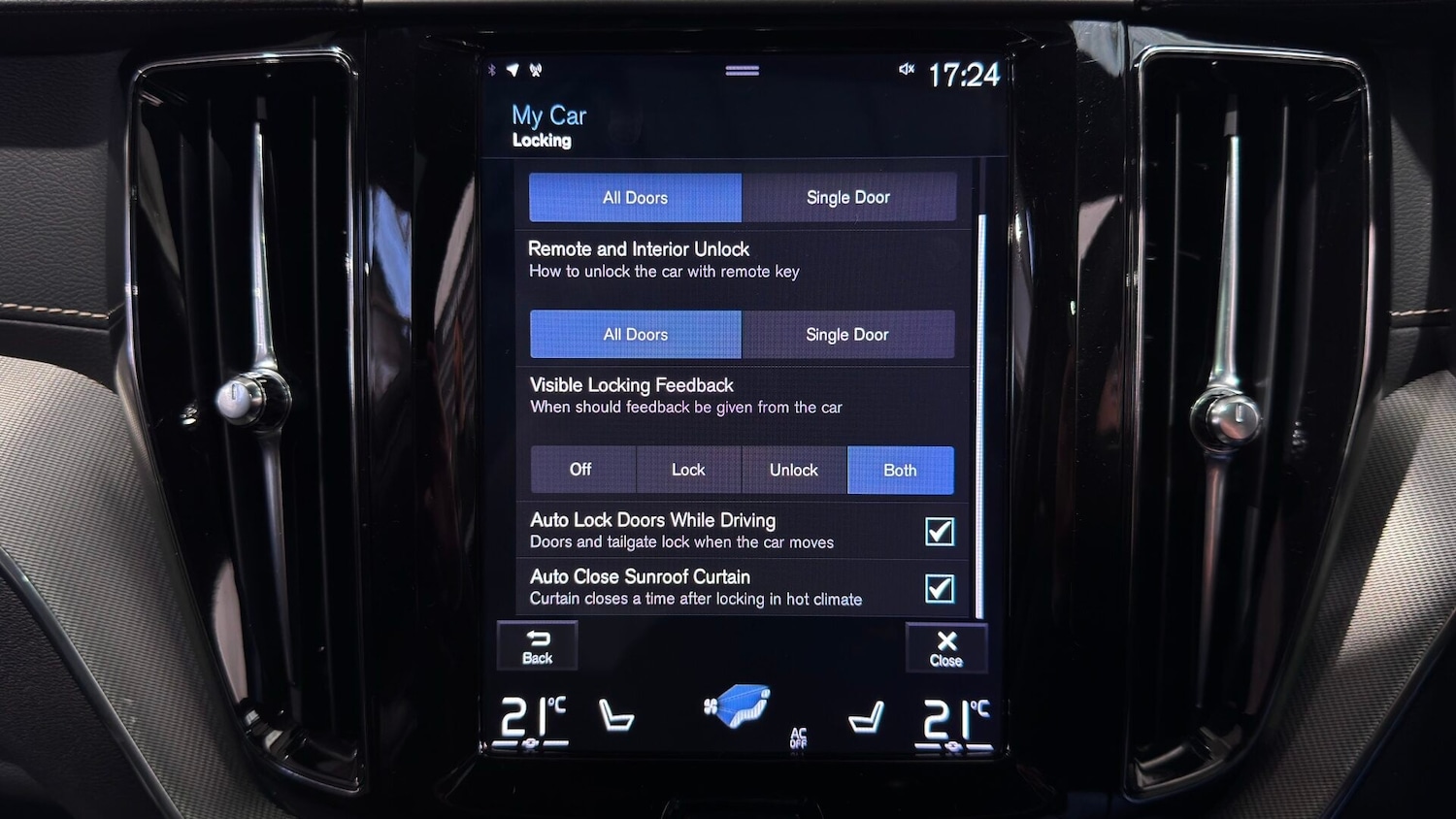 Used Volvo XC60 2019 for sale - 78015911: Photo 78