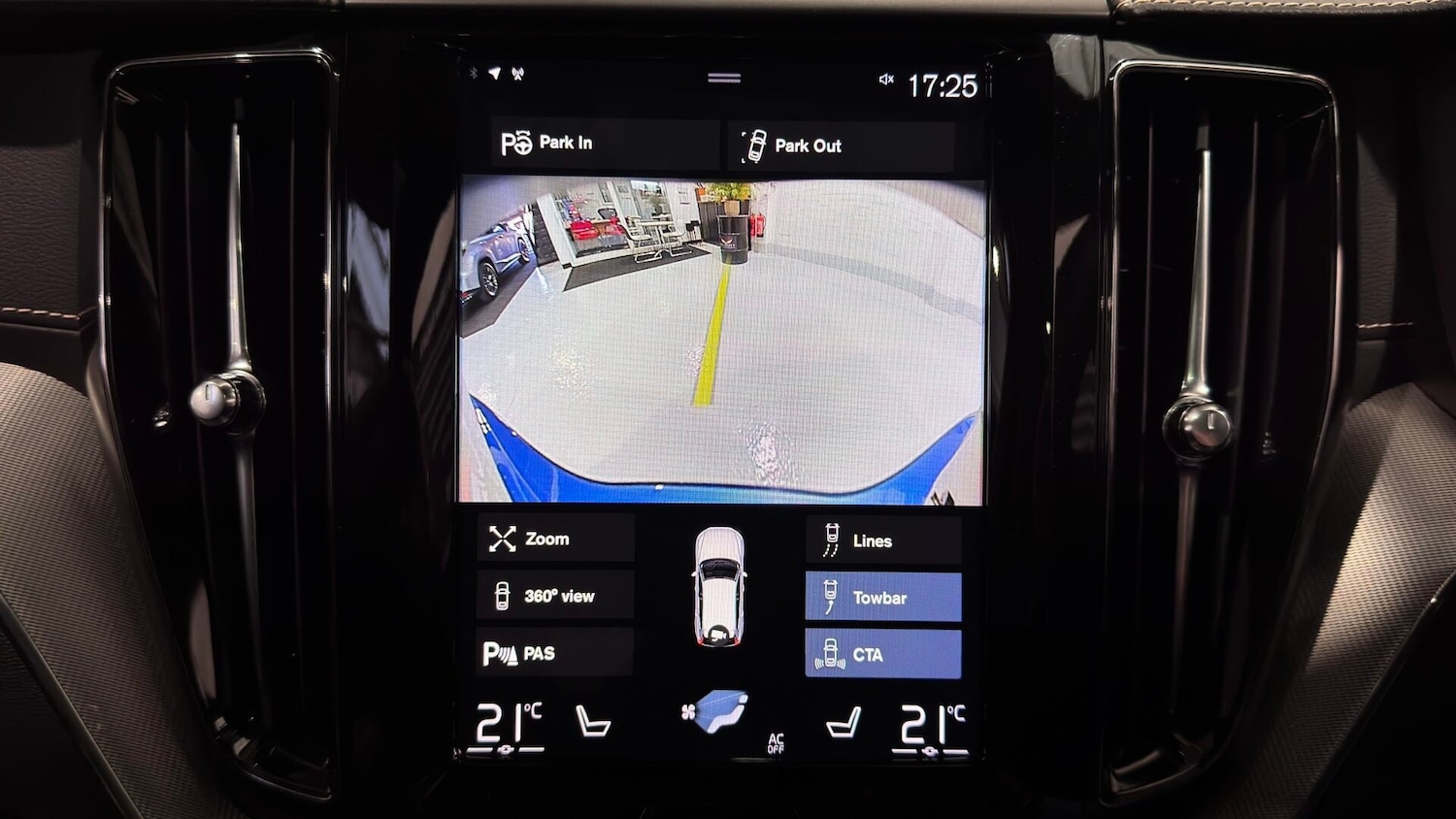 Used Volvo XC60 2019 for sale - 78015911: Photo 84