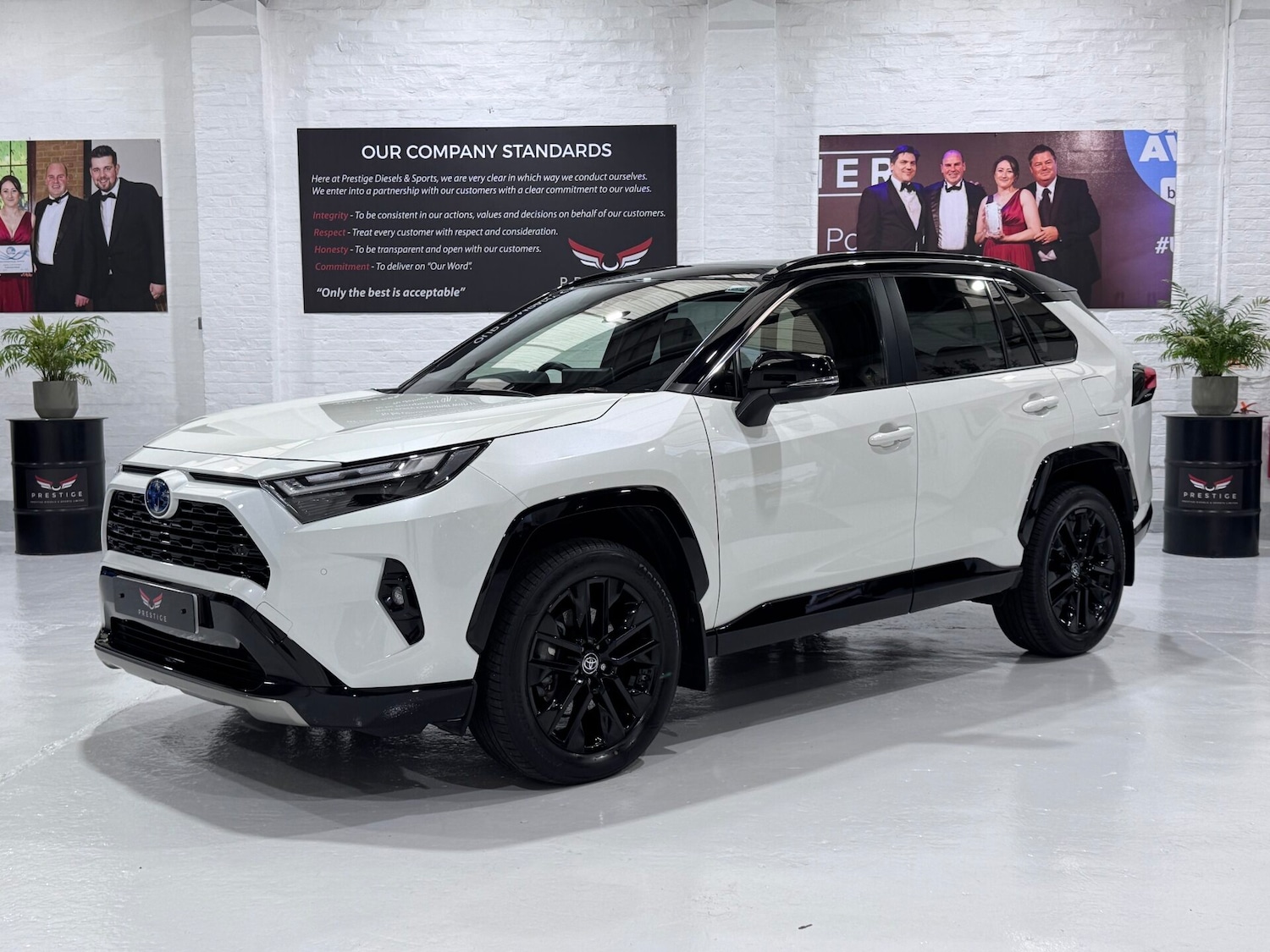 Used Toyota RAV4 2022 for sale - 76615692: Photo 1