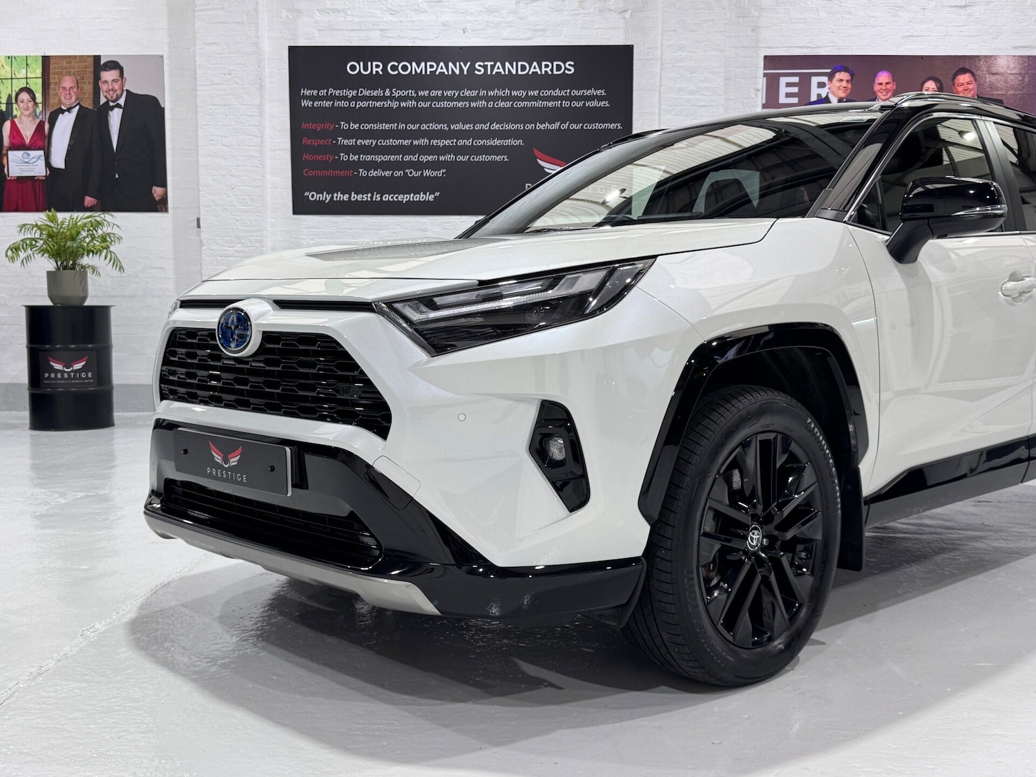 Used Toyota RAV4 2022 for sale - 76615692: Photo 10