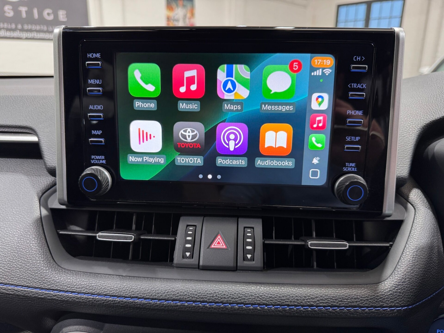 Used Toyota RAV4 2022 for sale - 76615692: Photo 4