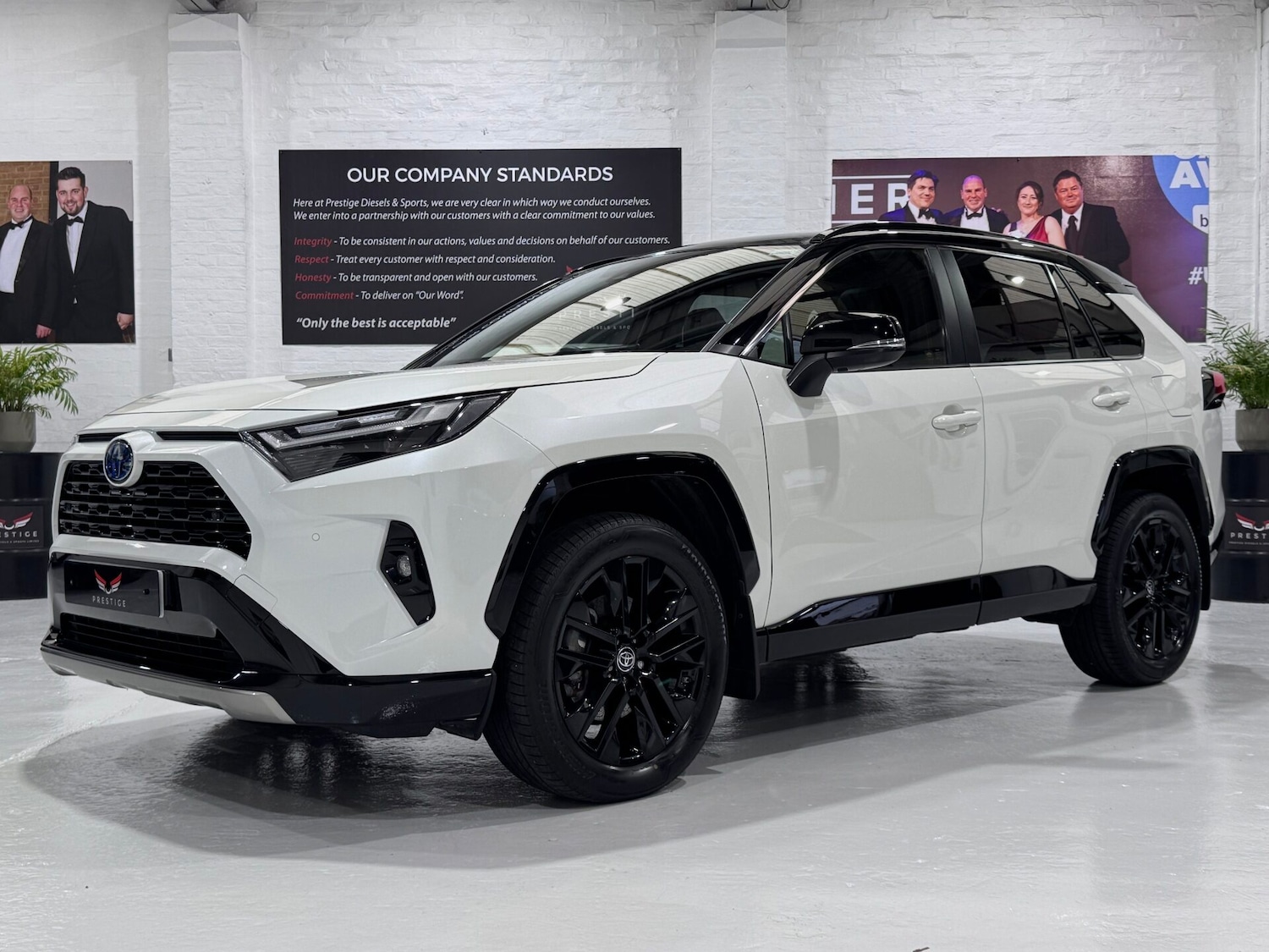 Used Toyota RAV4 2022 for sale - 76615692: Photo 8