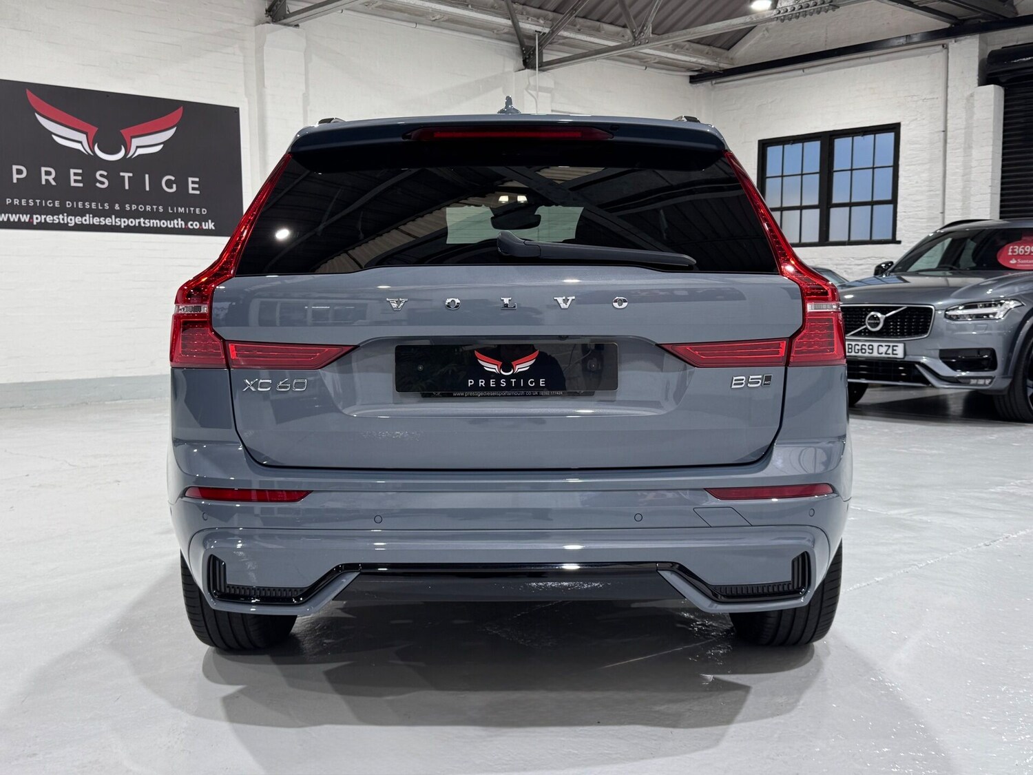 Used Volvo XC60 2023 for sale - 76615695: Photo 14