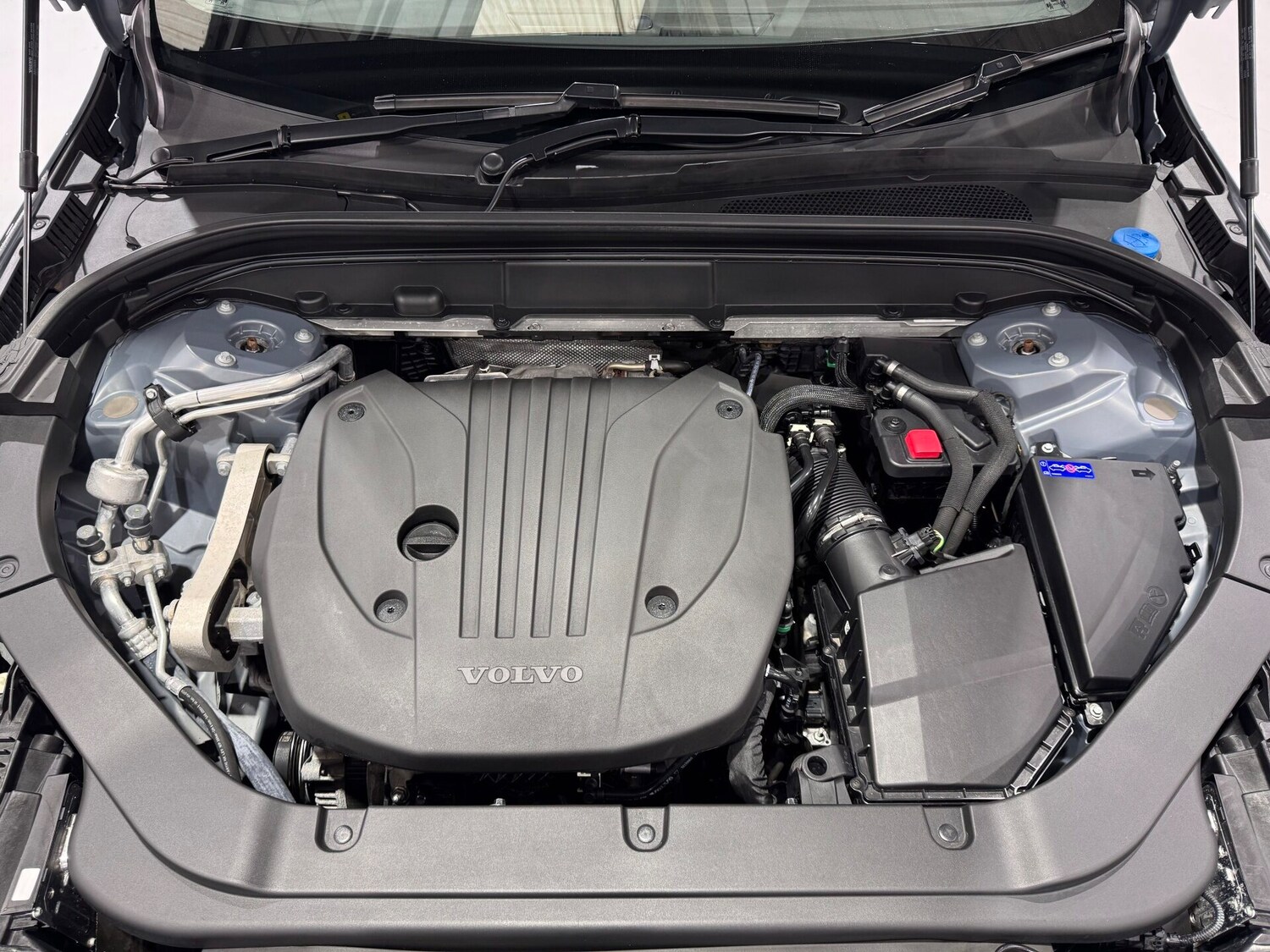 Used Volvo XC60 2023 for sale - 76615695: Photo 17