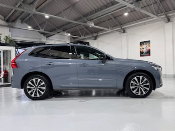 Used Volvo XC60 2023 for sale - 76615695: Photo