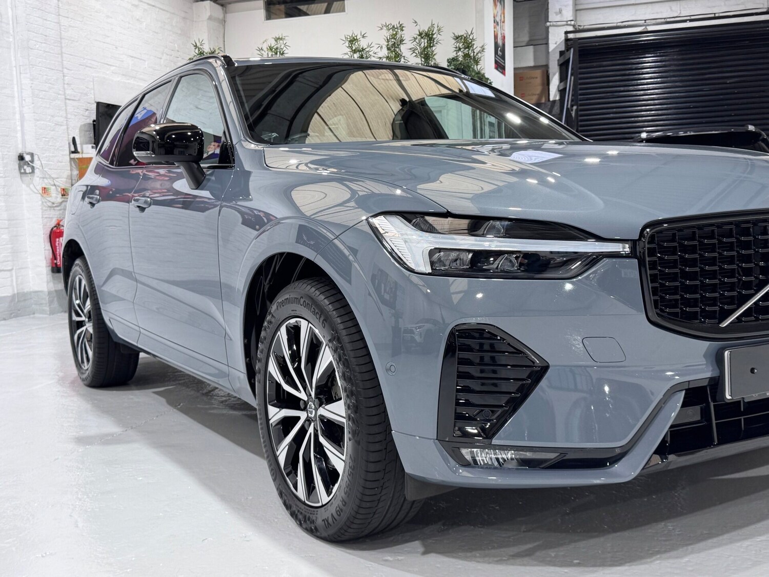 Used Volvo XC60 2023 for sale - 76615695: Photo 5