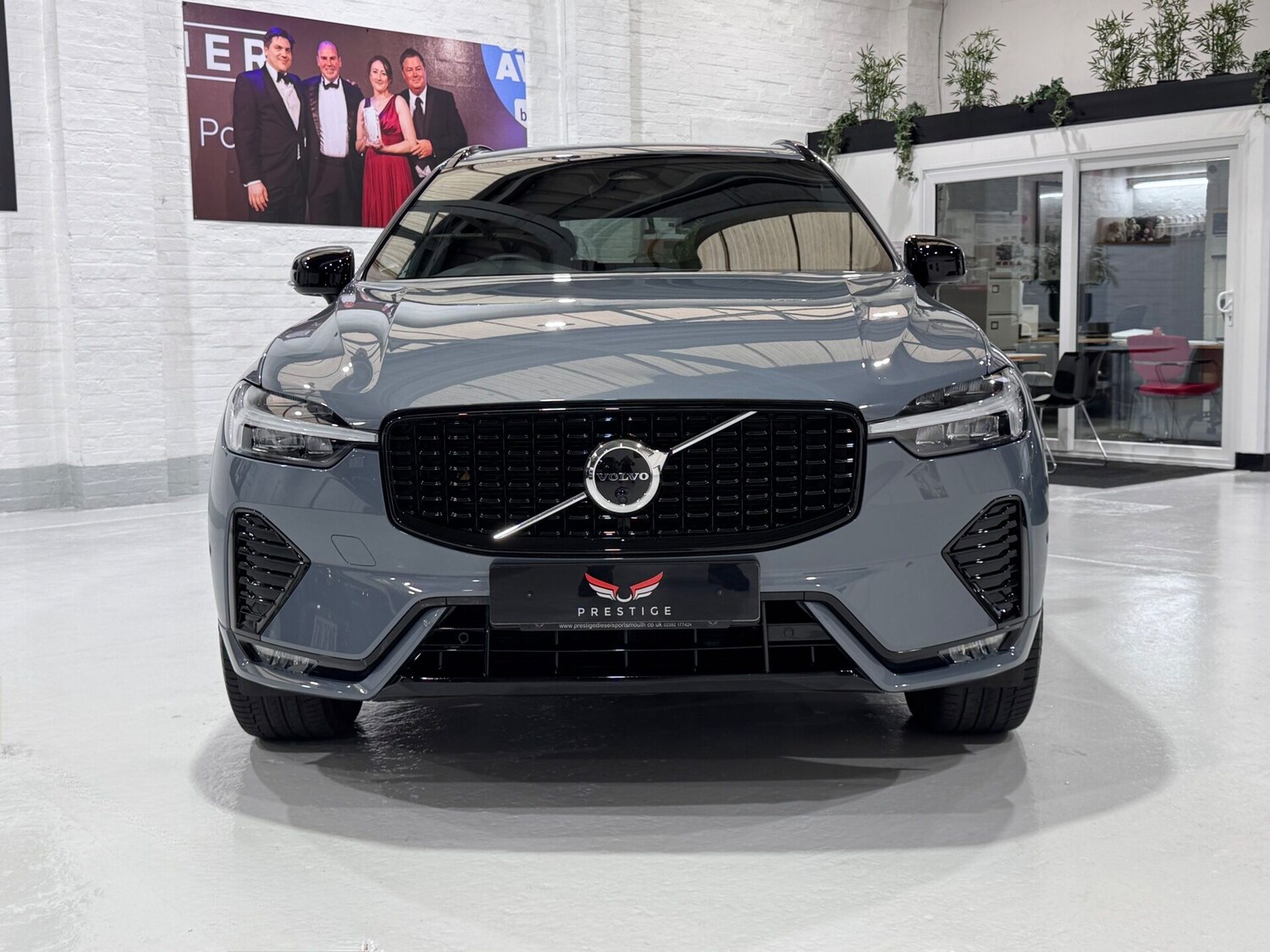 Used Volvo XC60 2023 for sale - 76615695: Photo 6