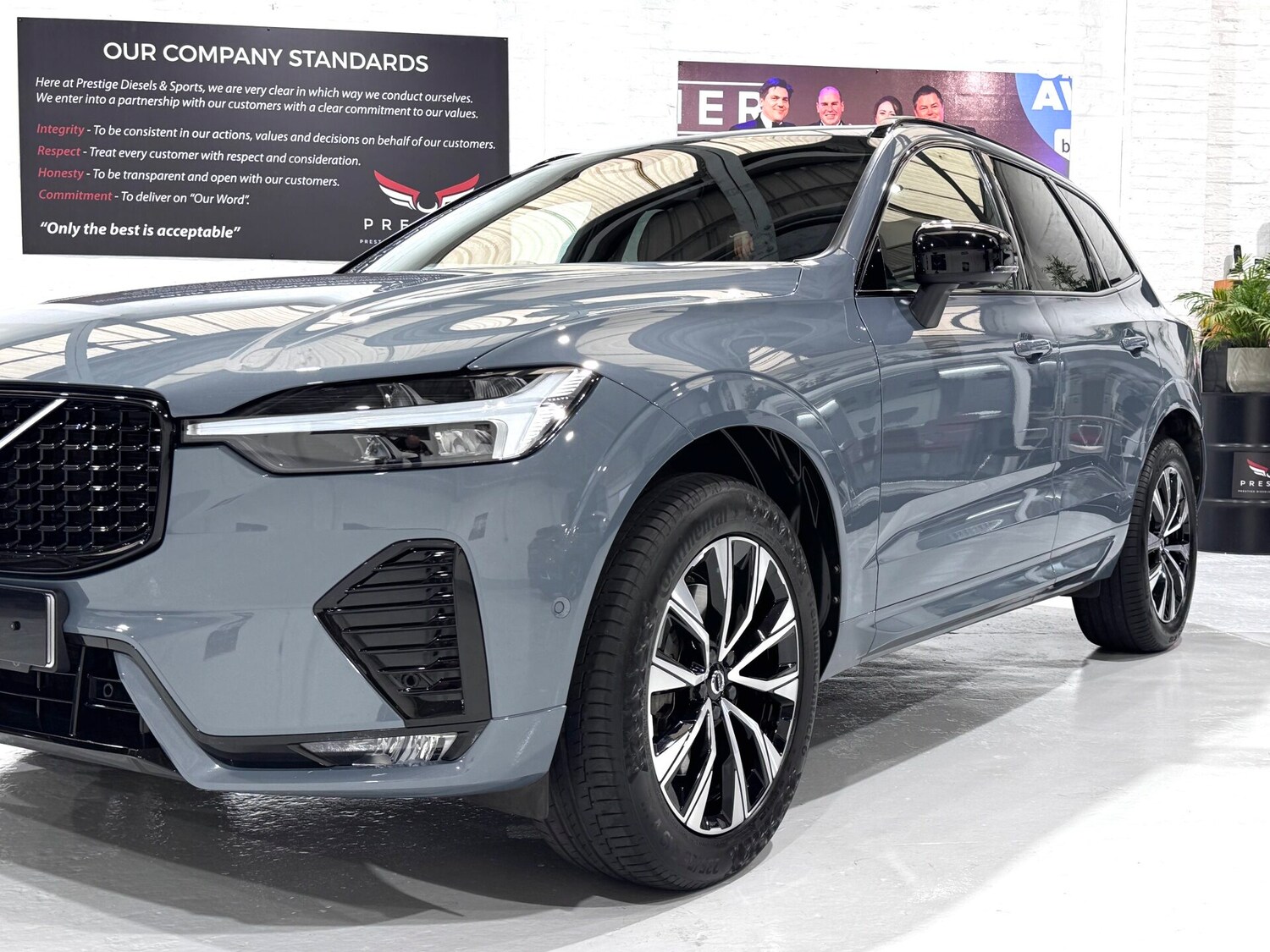 Used Volvo XC60 2023 for sale - 76615695: Photo 7