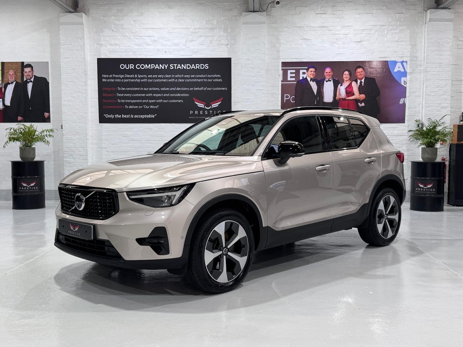 Used Volvo XC40 2022 for sale - 76615687: Photo 1