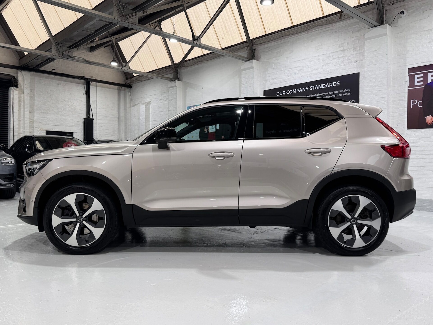 Used Volvo XC40 2022 for sale - 76615687: Photo 12